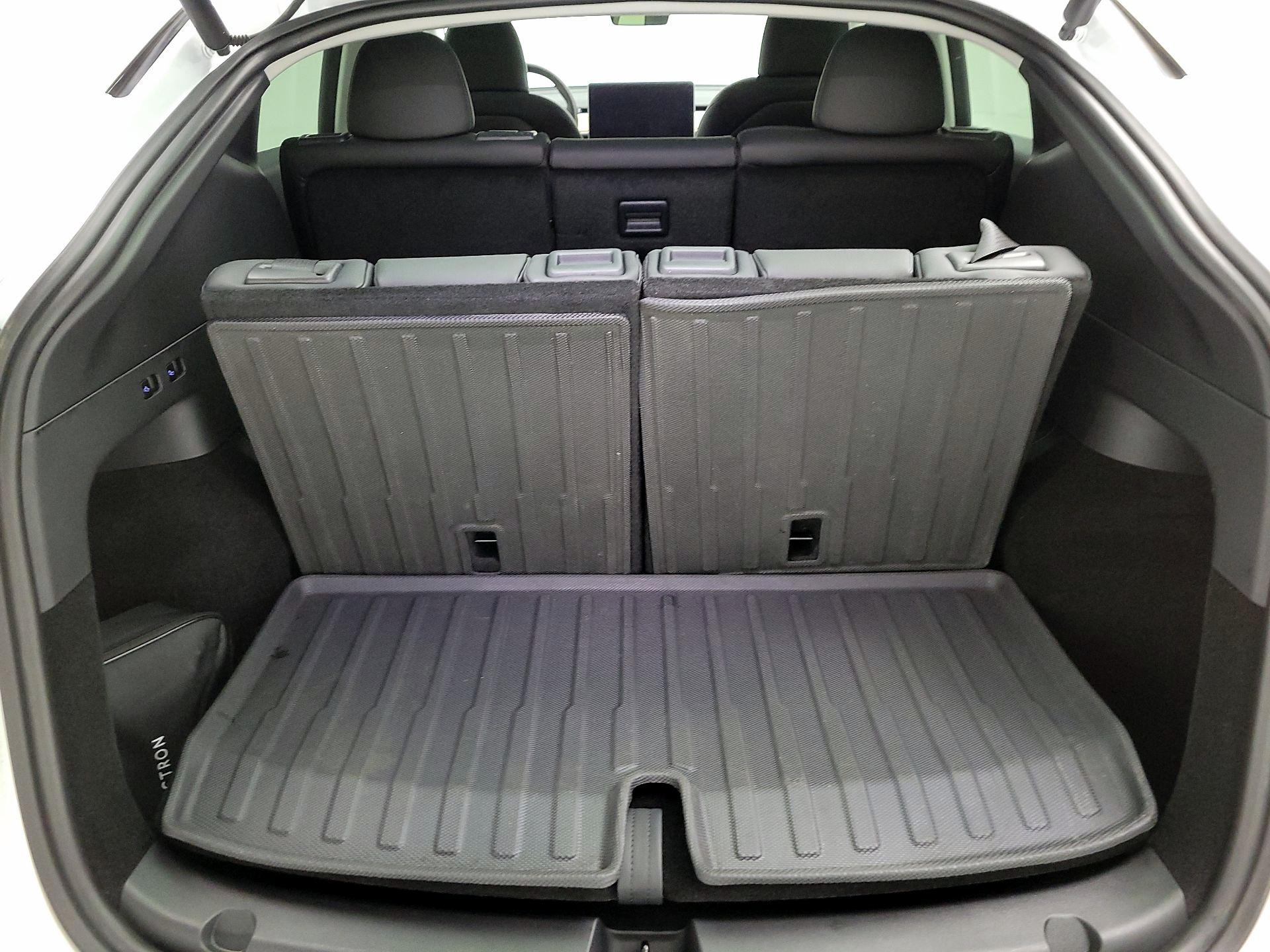 Thumbnail: 2023 Tesla Model Y - 19