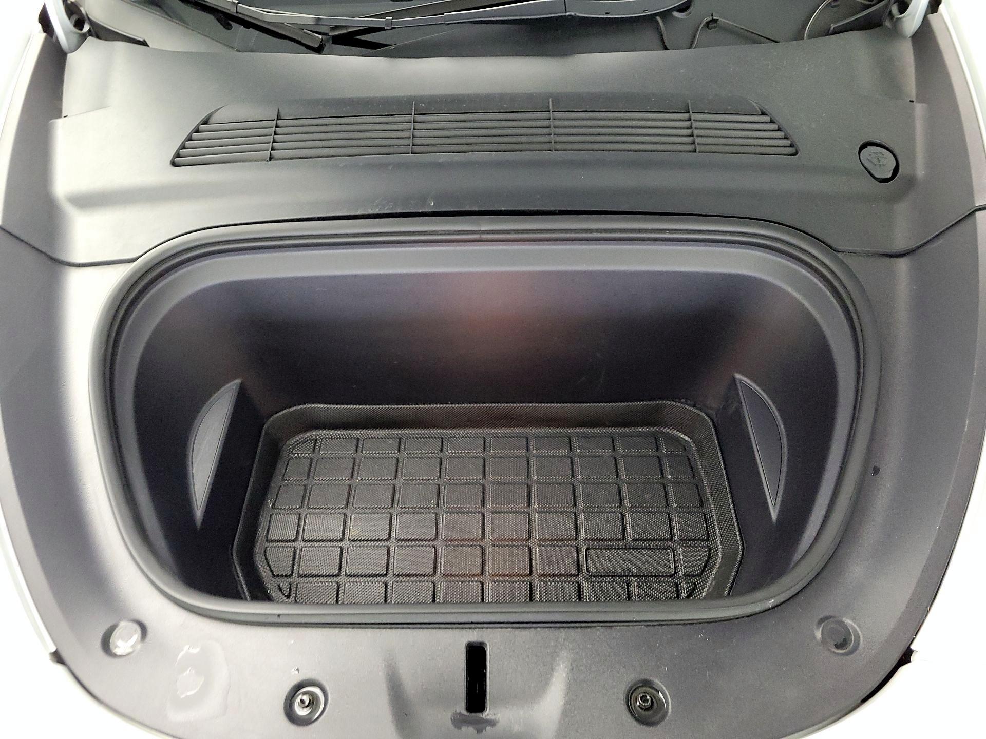 Thumbnail: 2023 Tesla Model Y - 20