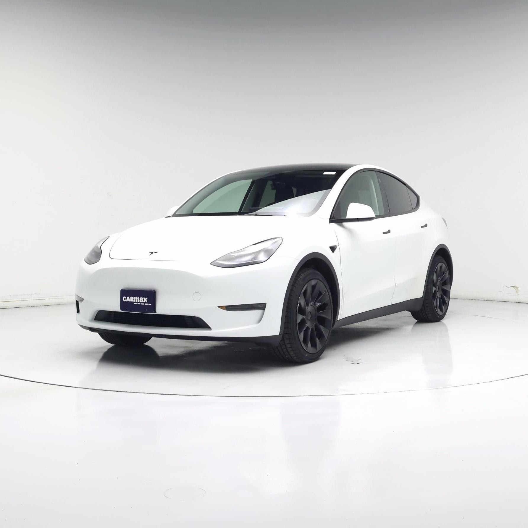 Thumbnail: 2023 Tesla Model Y - 4