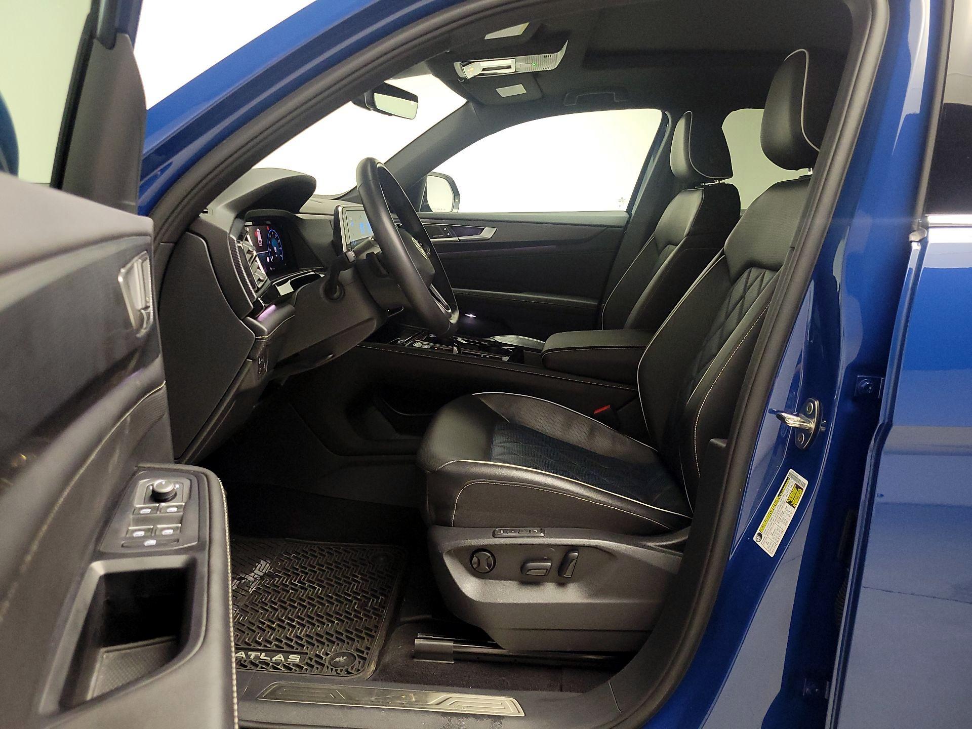 Thumbnail: 2025 Volkswagen Atlas - 11