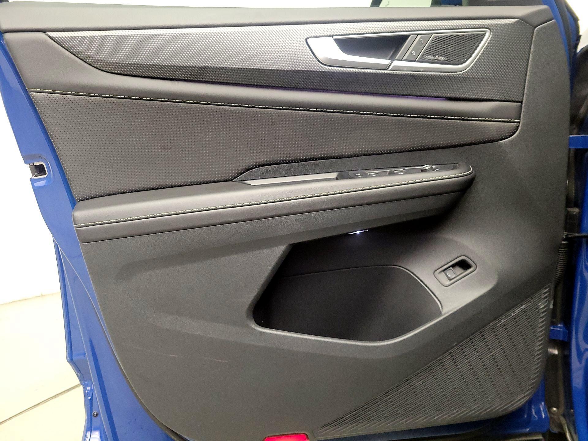 Thumbnail: 2025 Volkswagen Atlas - 12