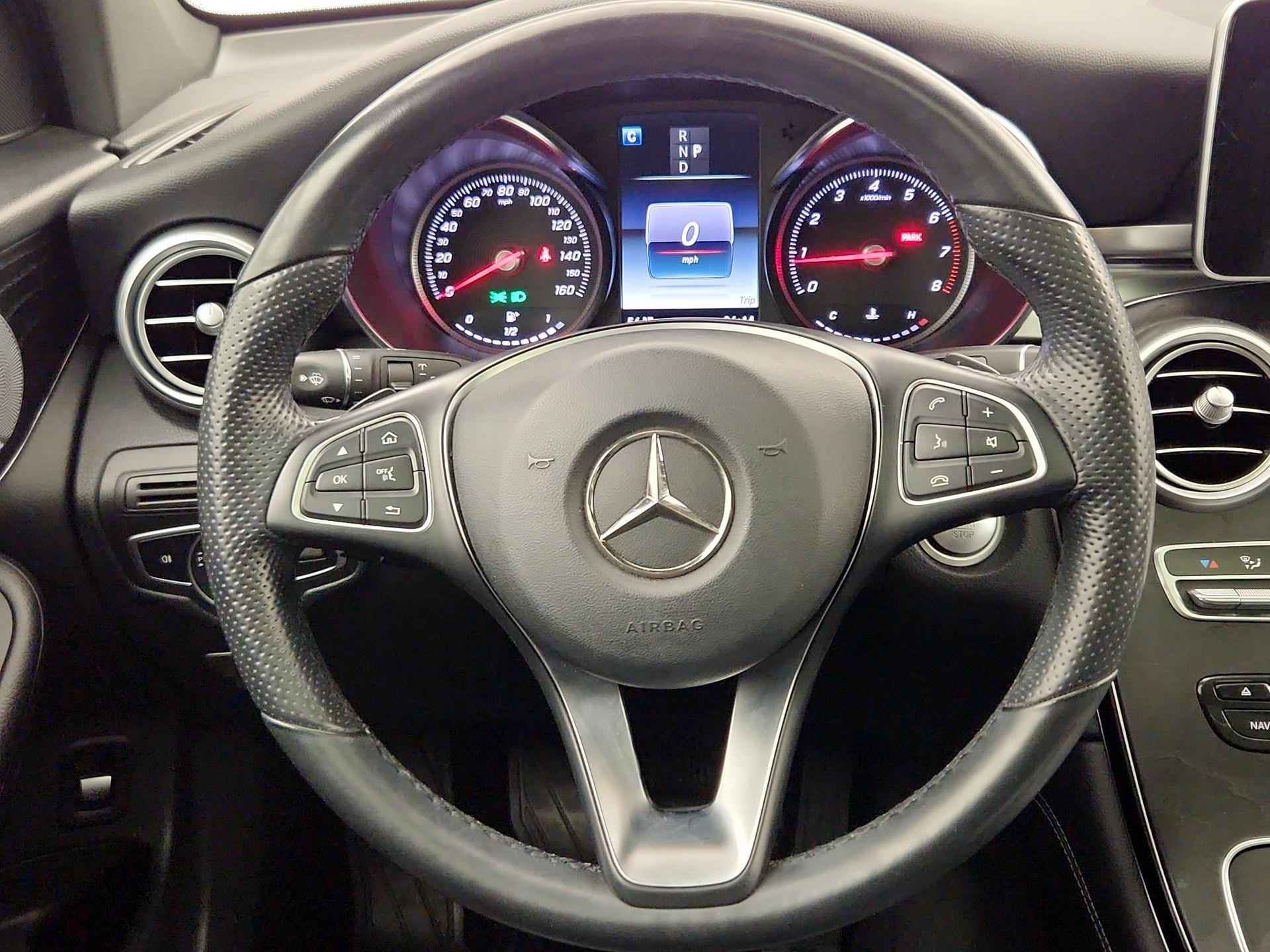 Thumbnail: 2018 Mercedes-Benz GLC - 10