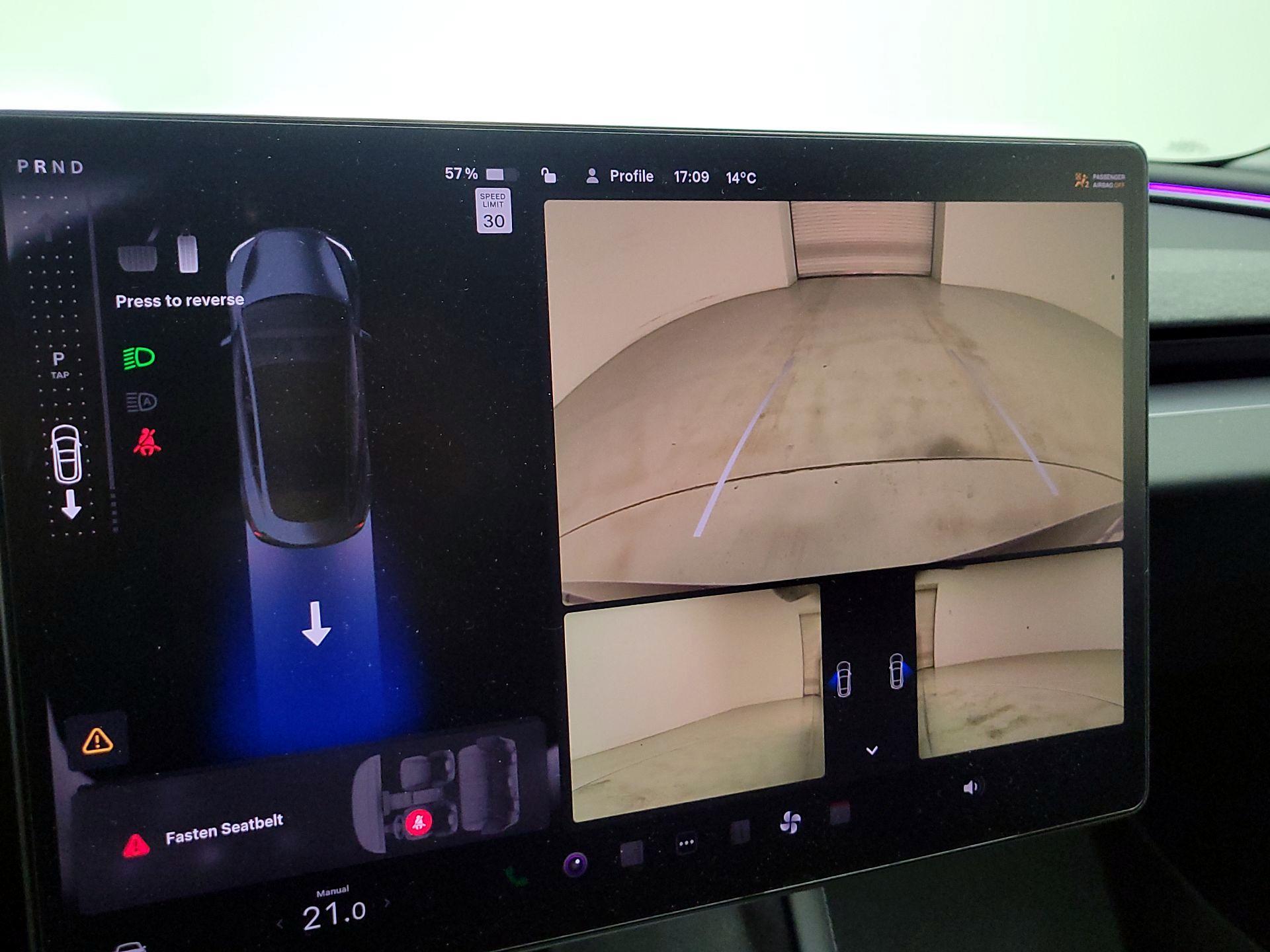 Thumbnail: 2025 Tesla Model 3 - 13