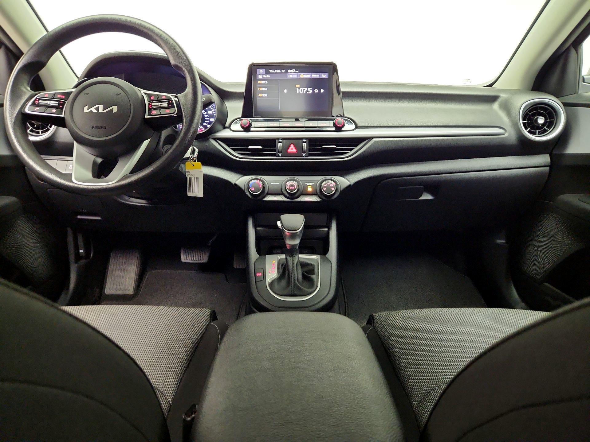 Thumbnail: 2024 Kia Forte - 9