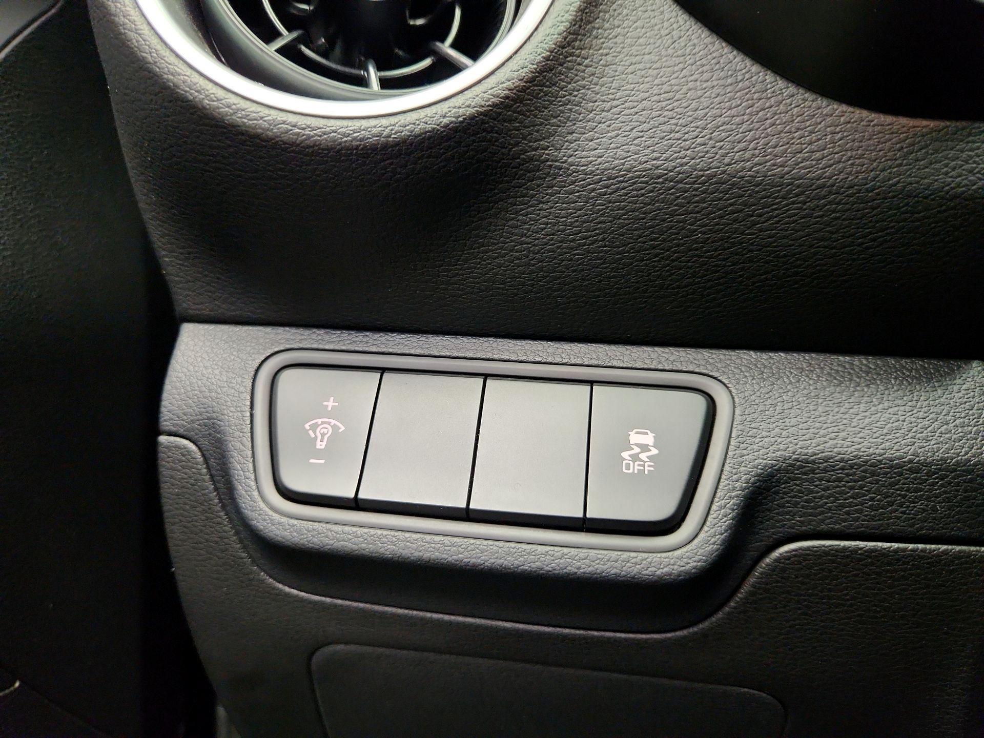 Thumbnail: 2024 Kia Forte - 13