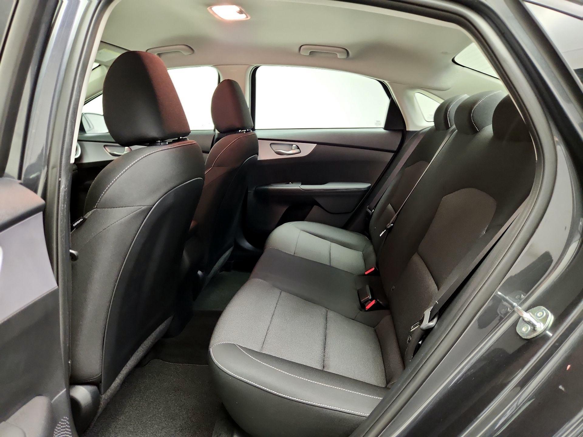 Thumbnail: 2024 Kia Forte - 19