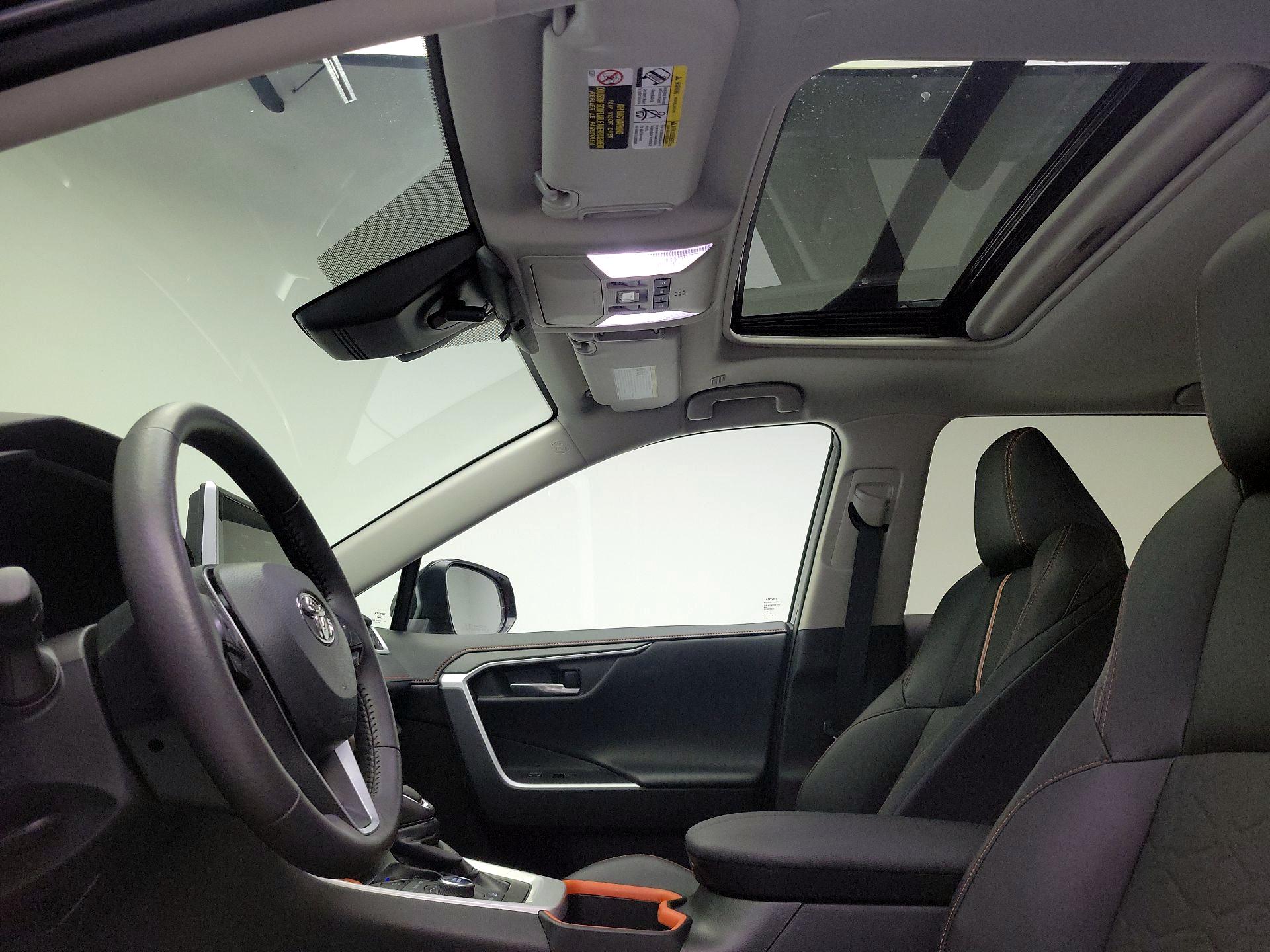 Thumbnail: 2024 Toyota RAV4 - 19