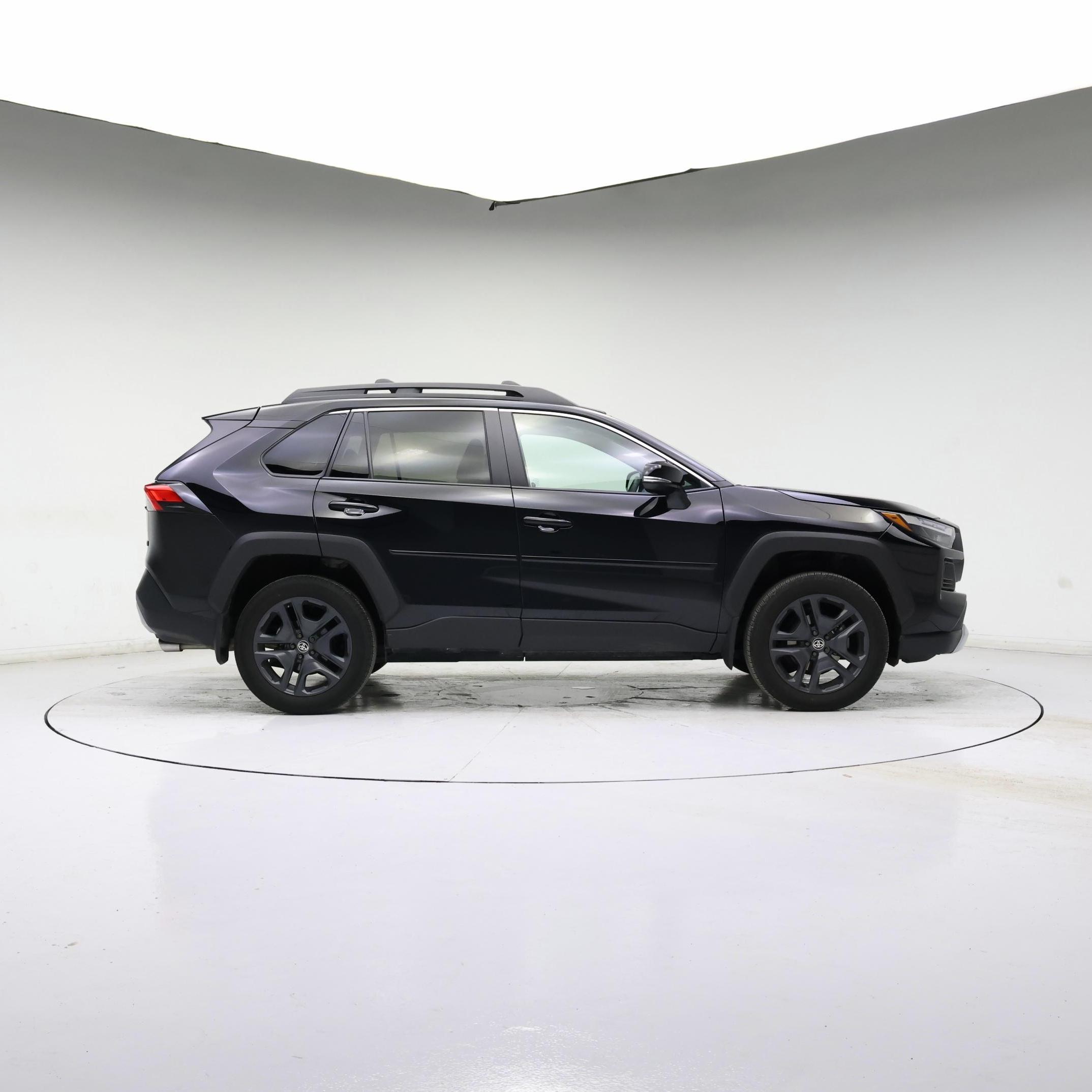 Thumbnail: 2024 Toyota RAV4 - 7