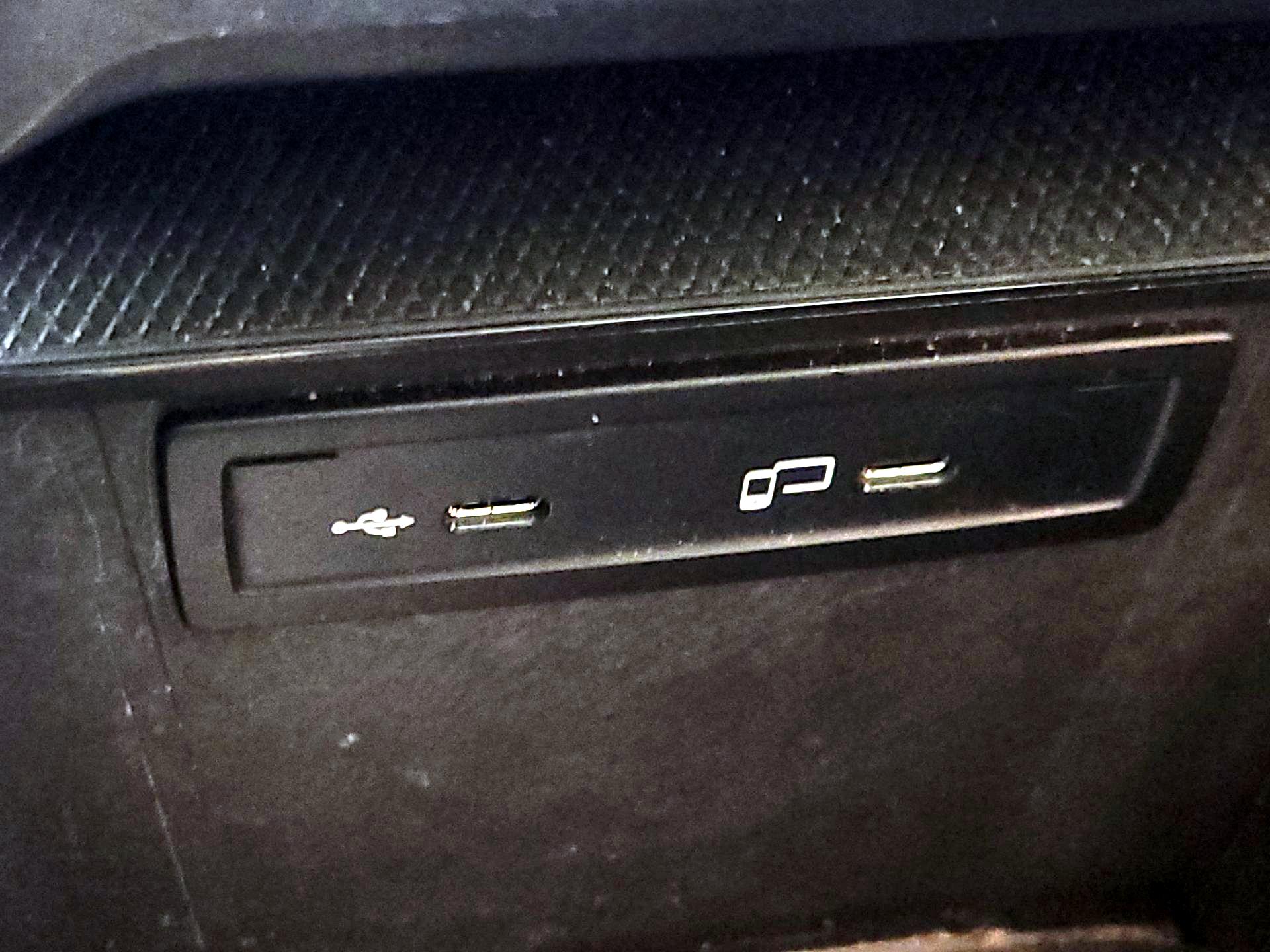 Thumbnail: 2022 Mercedes-Benz GLC - 19