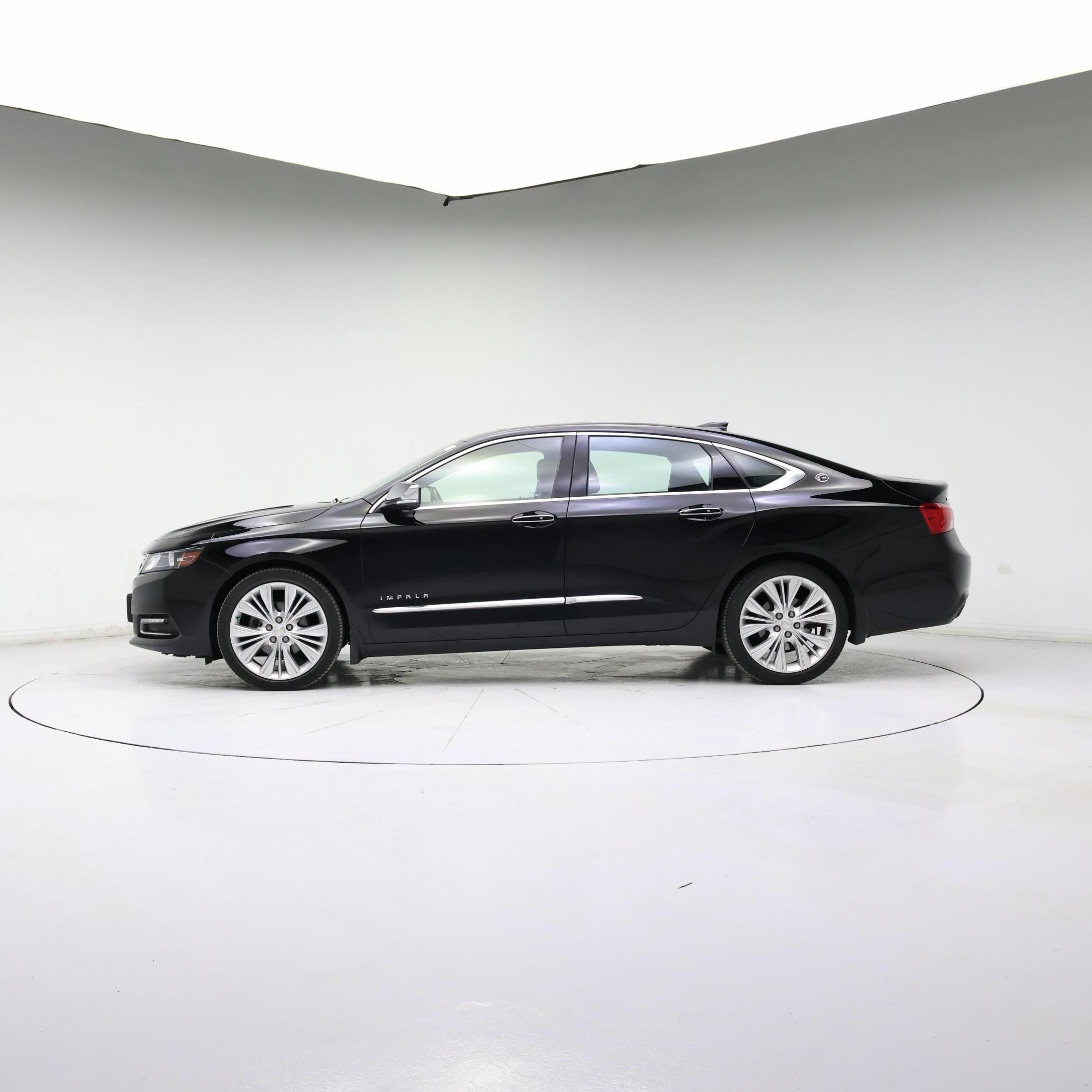 Thumbnail: 2018 Chevrolet Impala - 3
