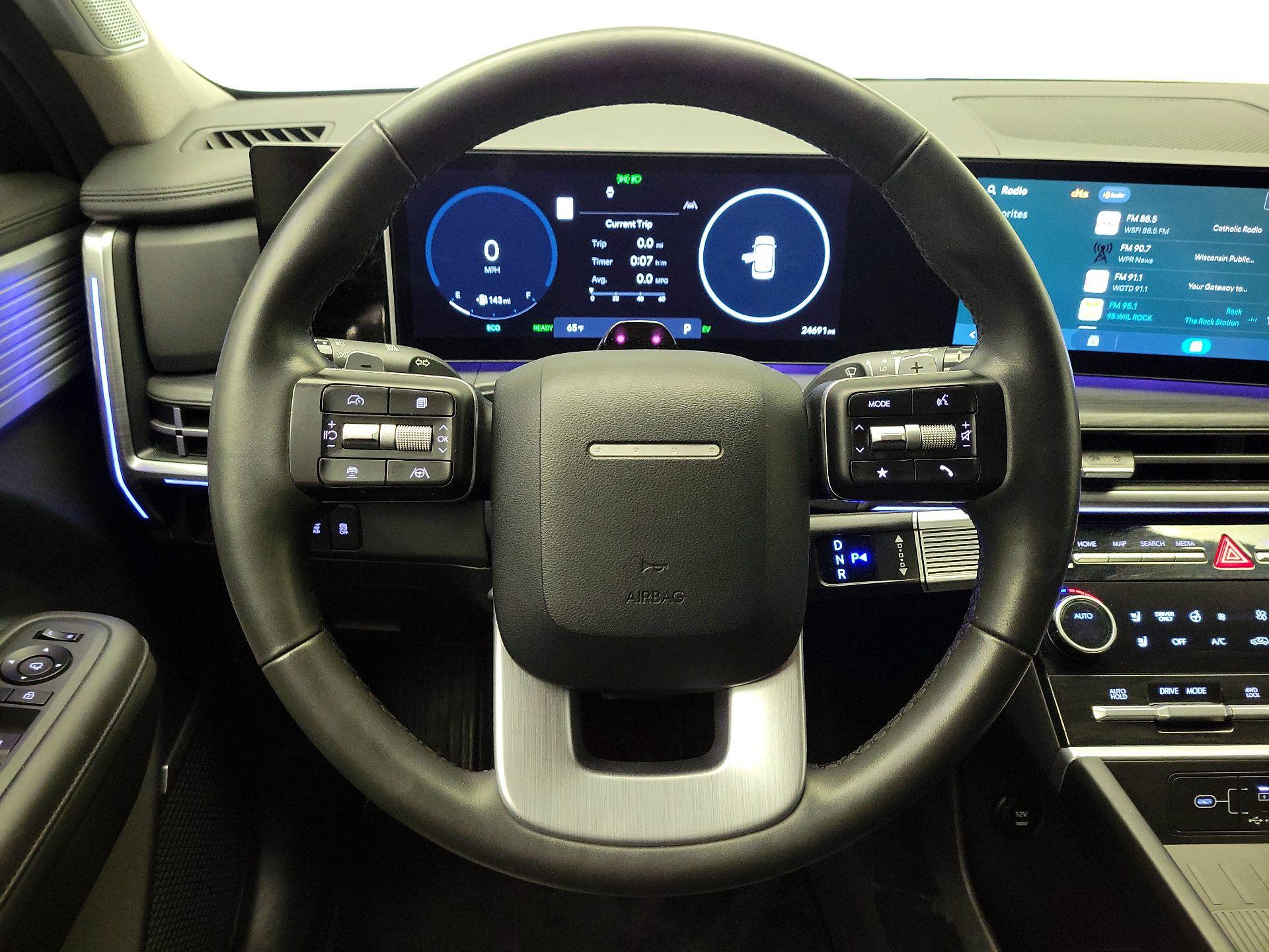 Thumbnail: 2024 Hyundai Santa Fe - 10