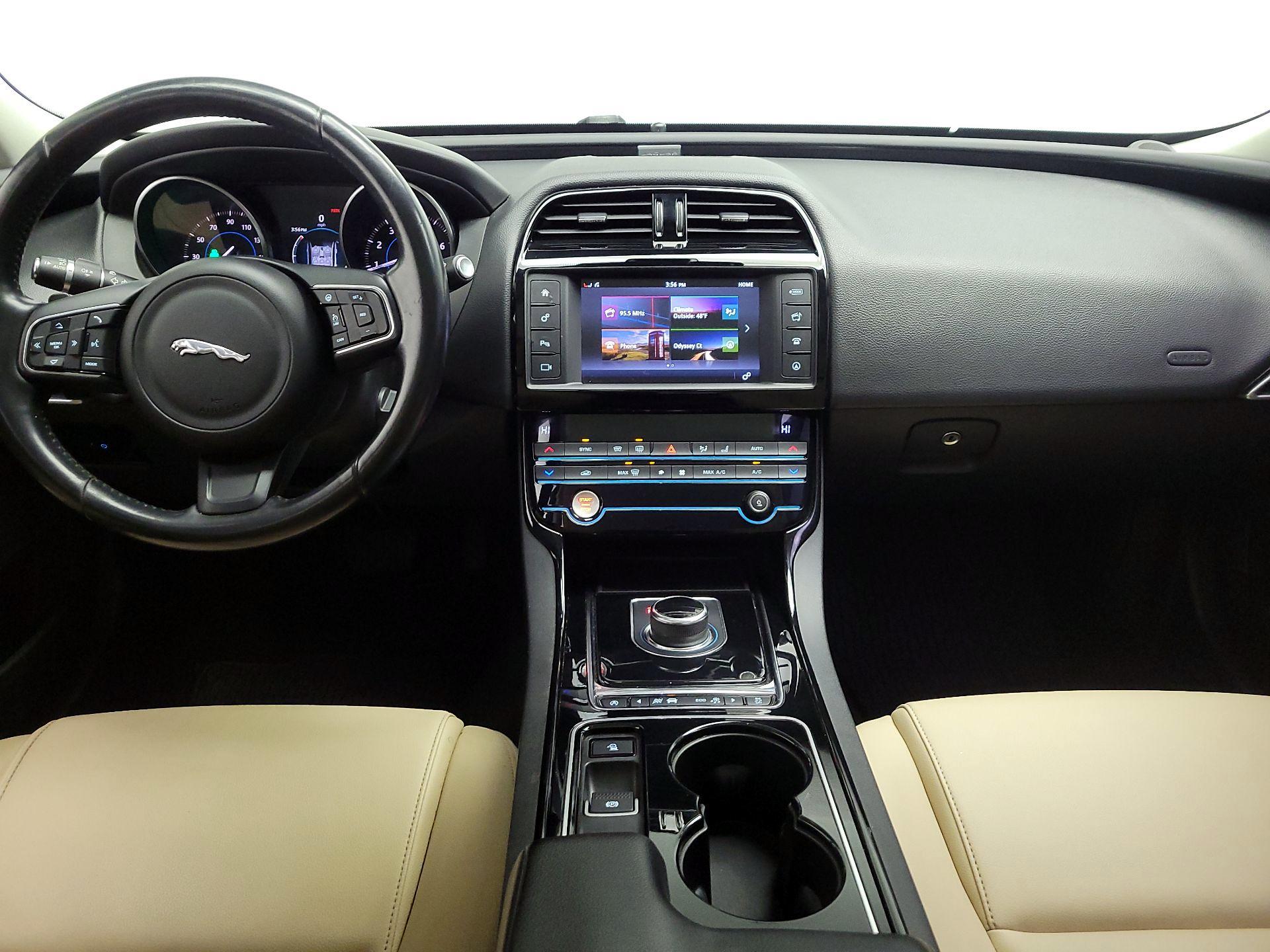 Thumbnail: 2017 Jaguar XE - 9