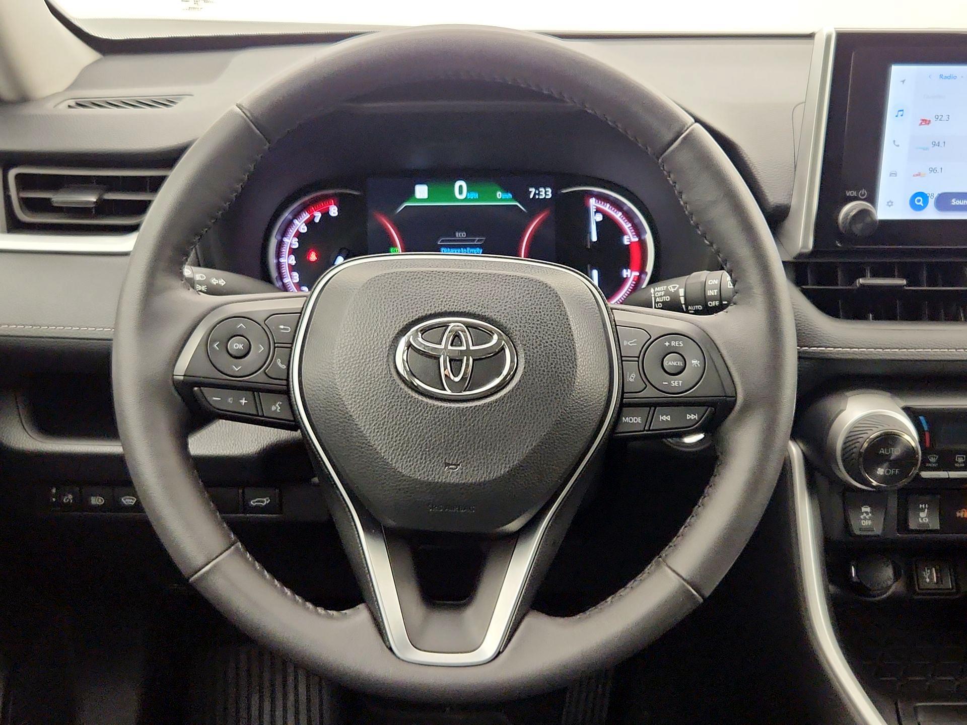 Thumbnail: 2024 Toyota RAV4 - 10