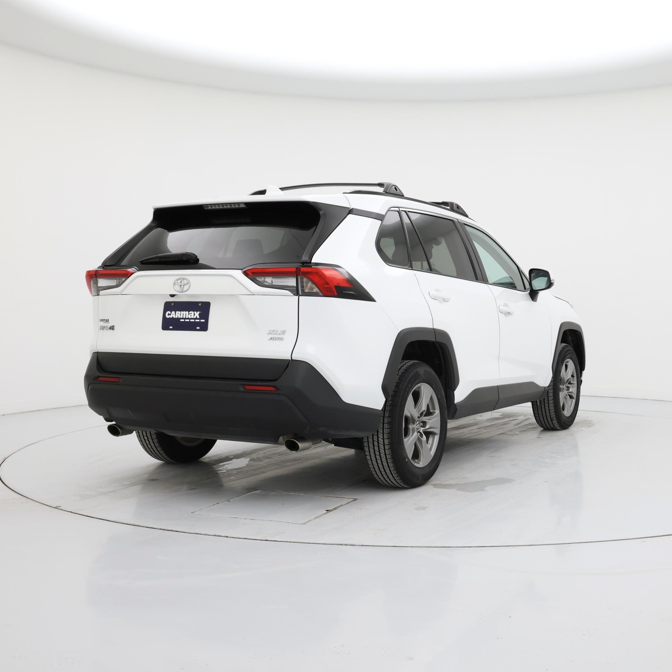 Thumbnail: 2024 Toyota RAV4 - 8