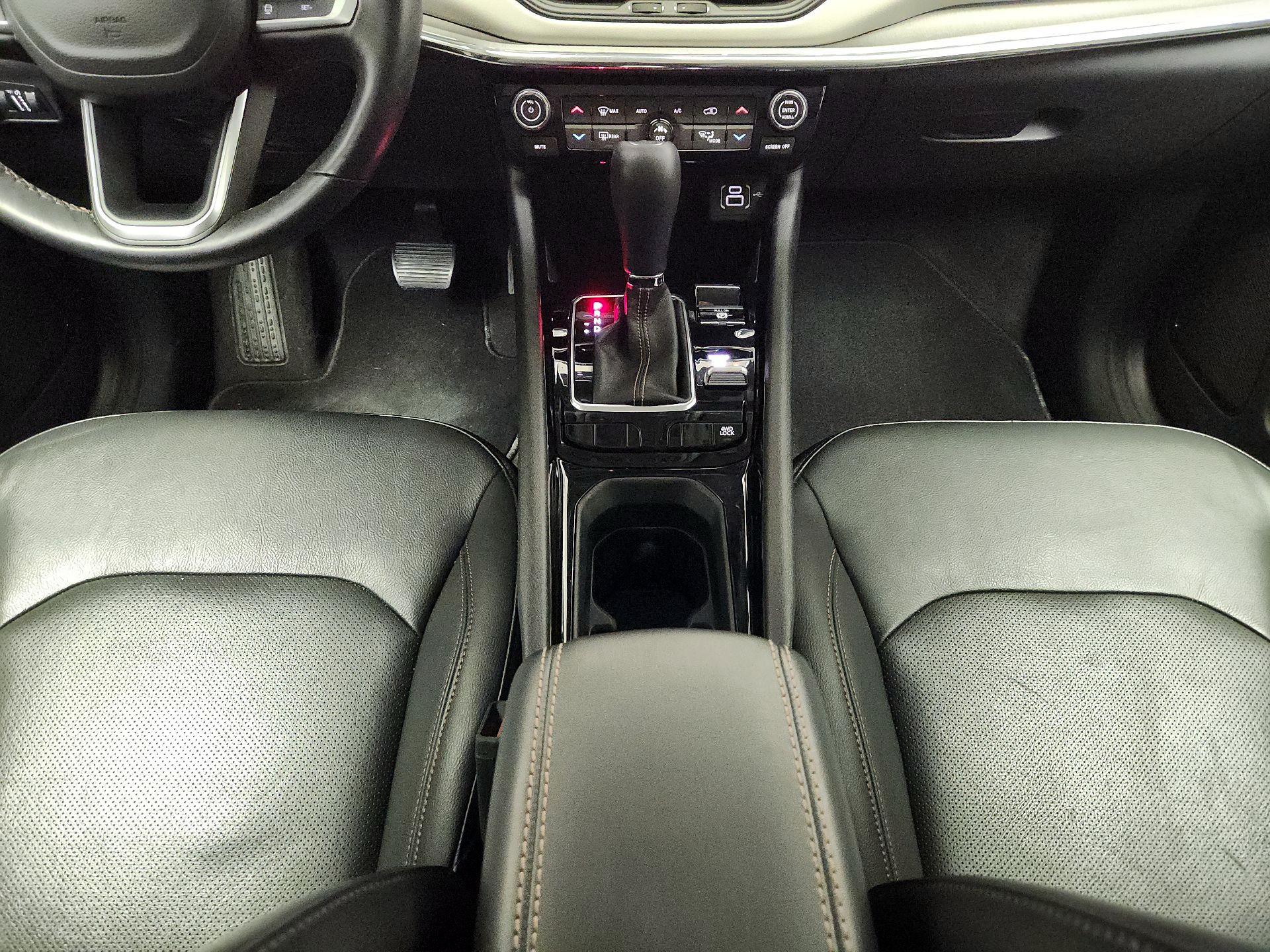 Thumbnail: 2022 Jeep Compass - 17