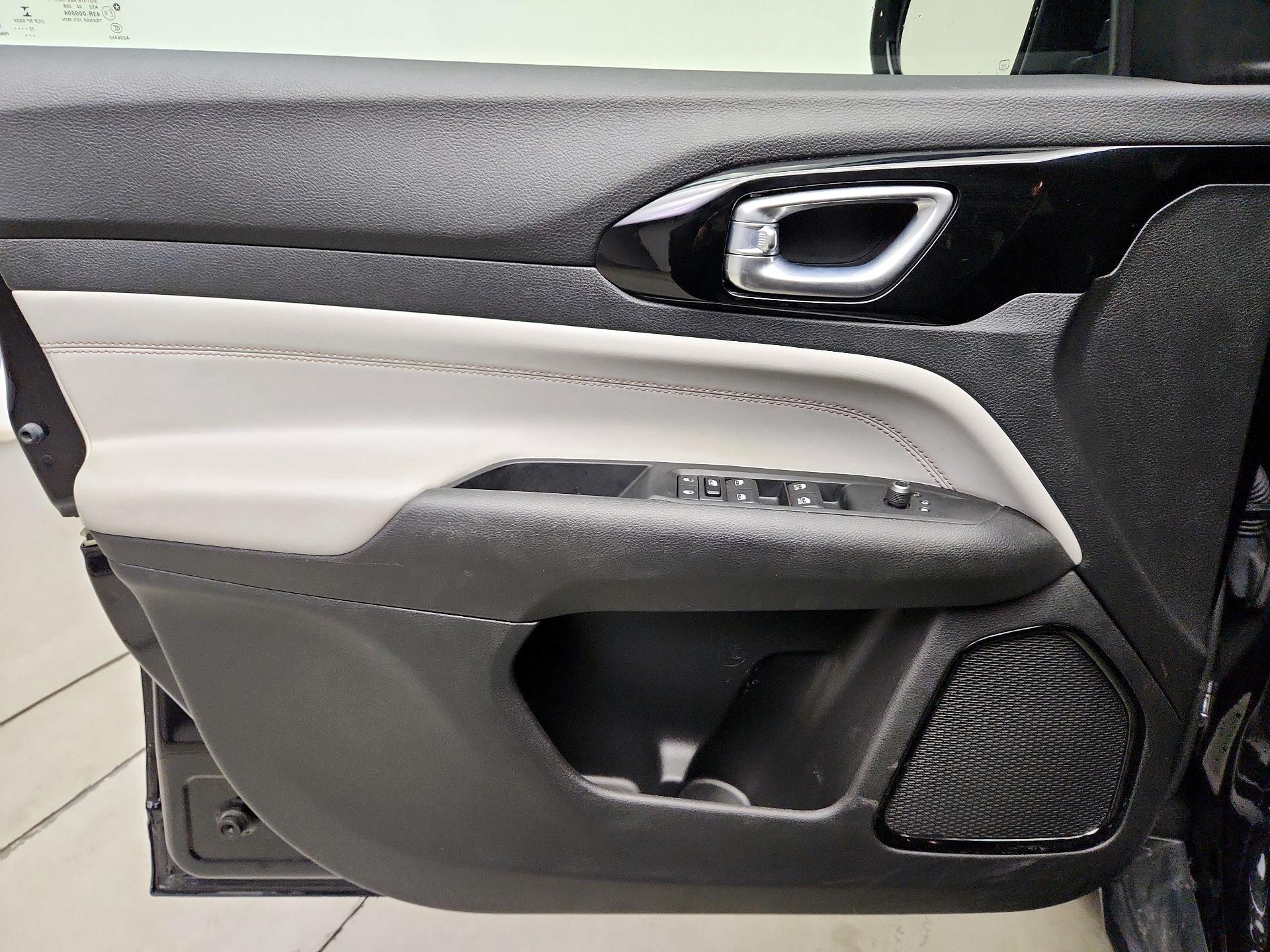 Thumbnail: 2022 Jeep Compass - 12