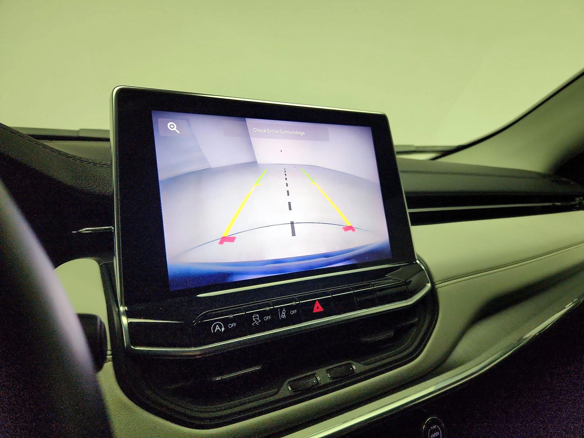 Thumbnail: 2022 Jeep Compass - 14