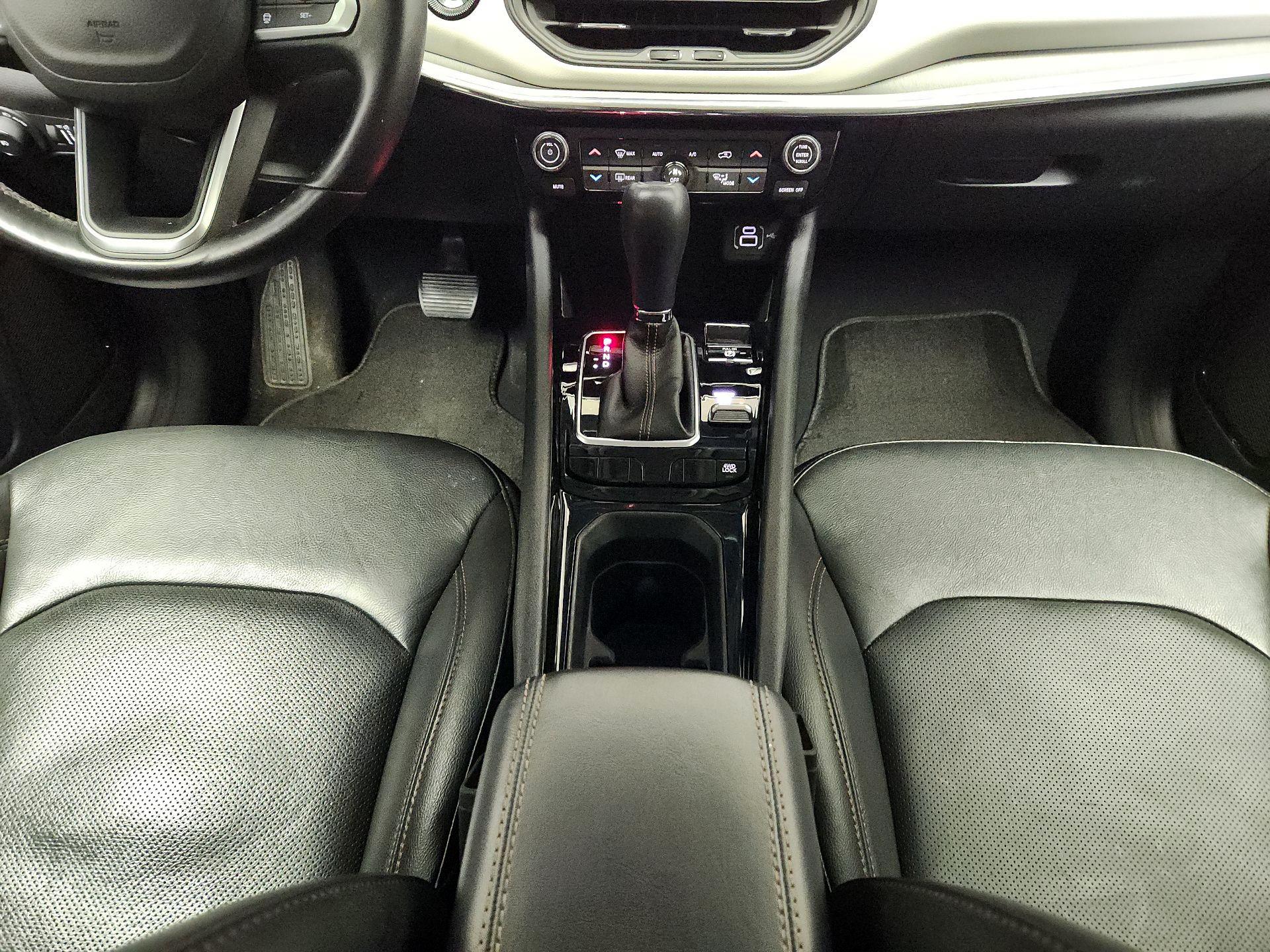 Thumbnail: 2022 Jeep Compass - 17