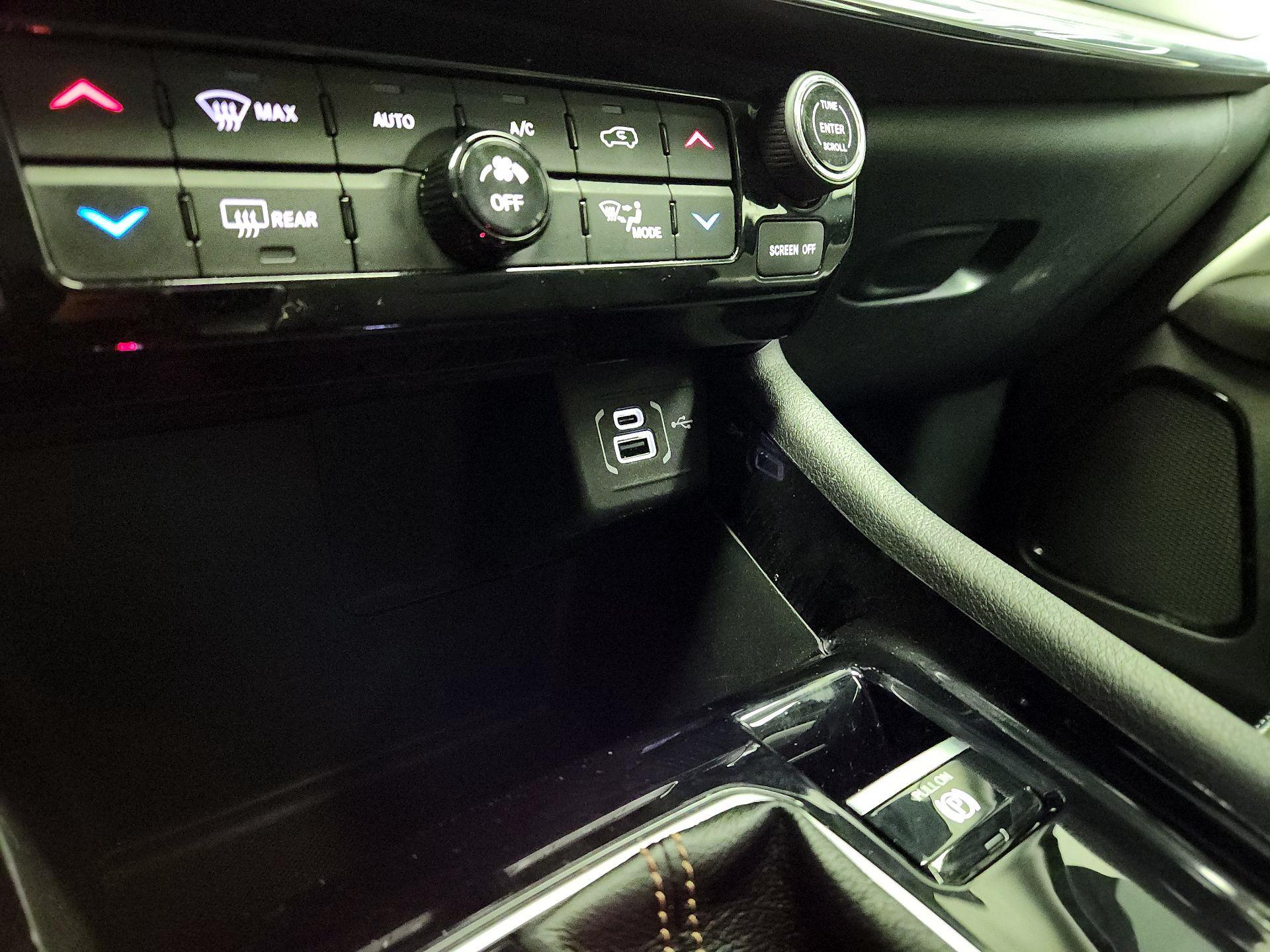 Thumbnail: 2022 Jeep Compass - 18