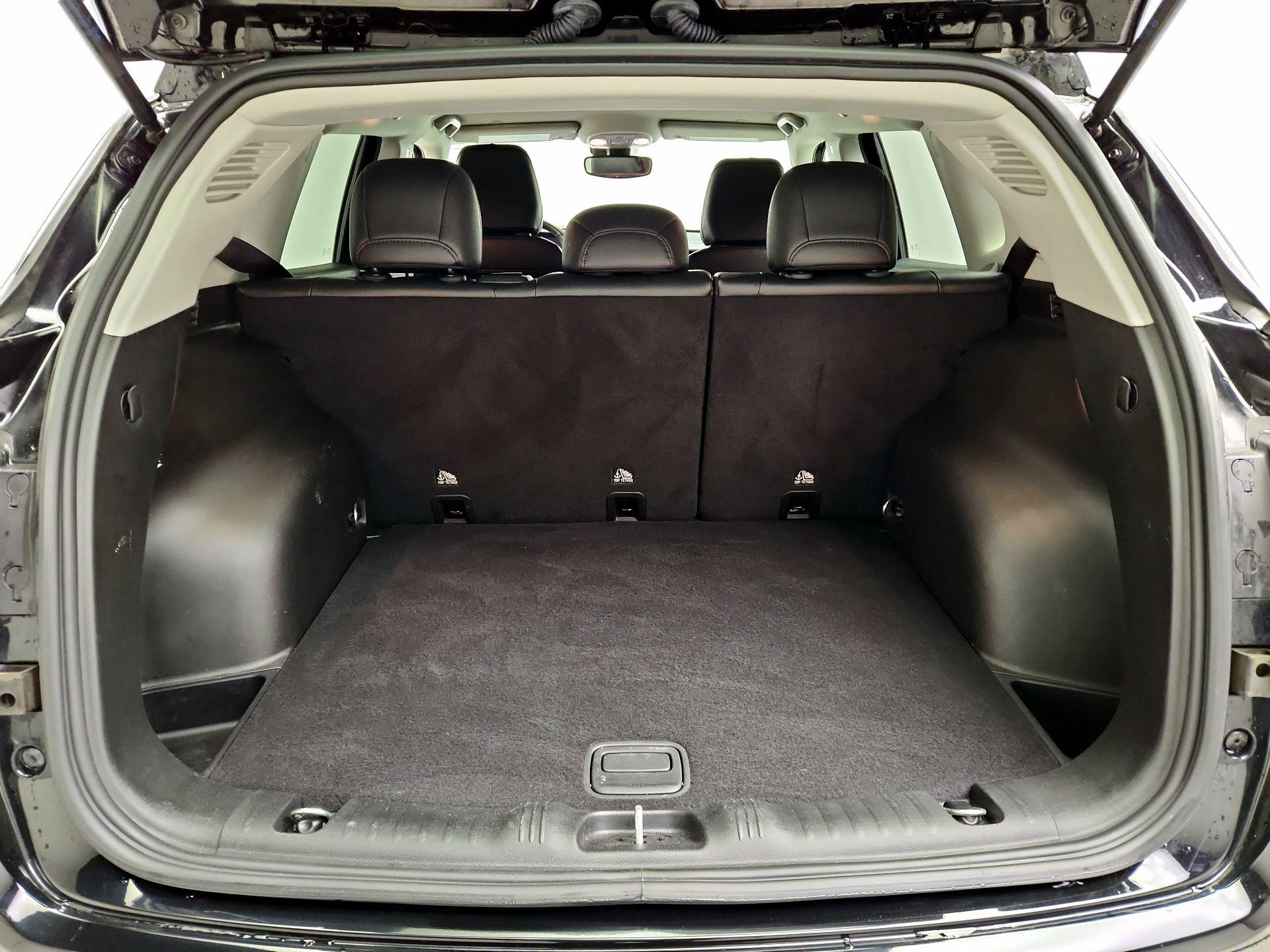 Thumbnail: 2022 Jeep Compass - 20