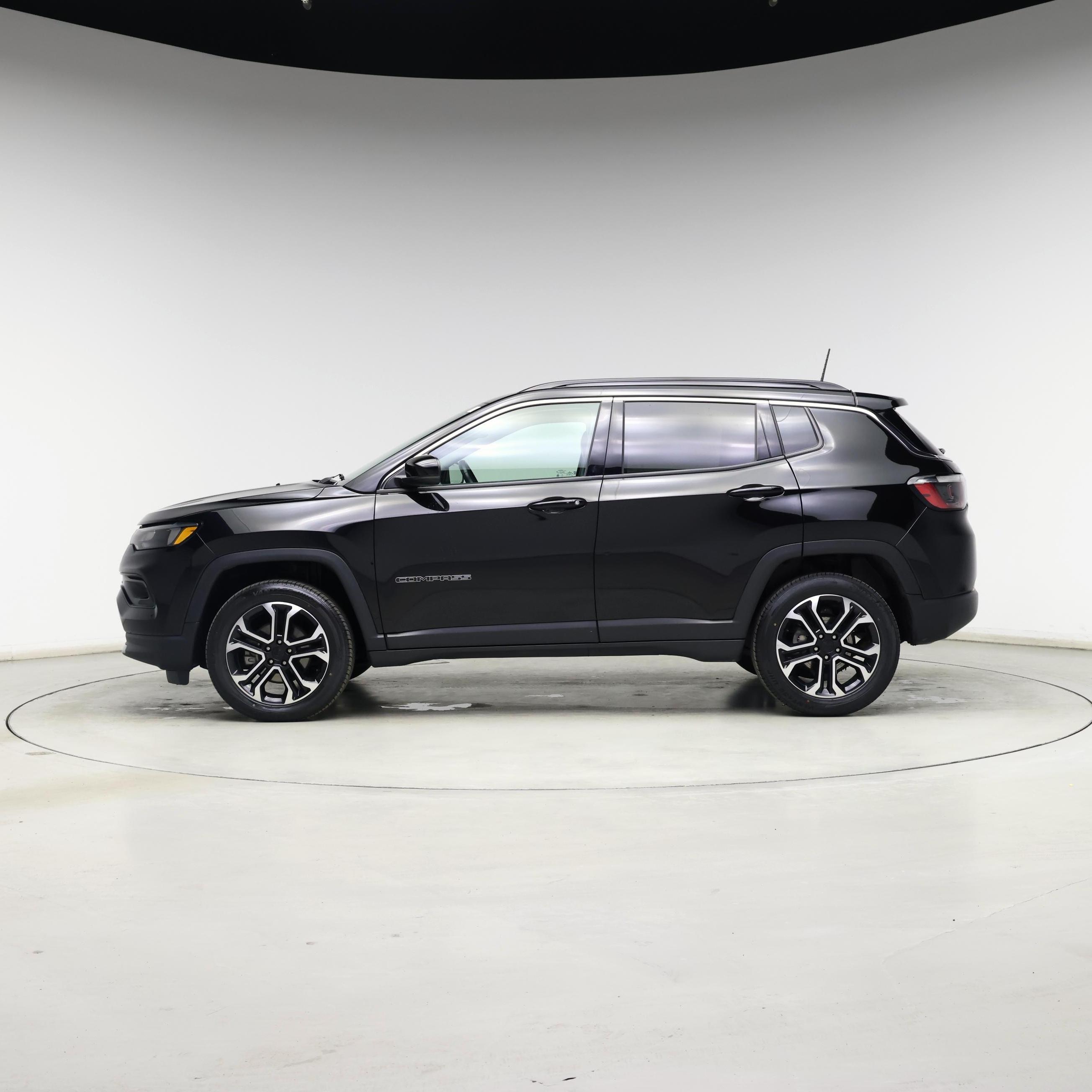 Thumbnail: 2022 Jeep Compass - 3