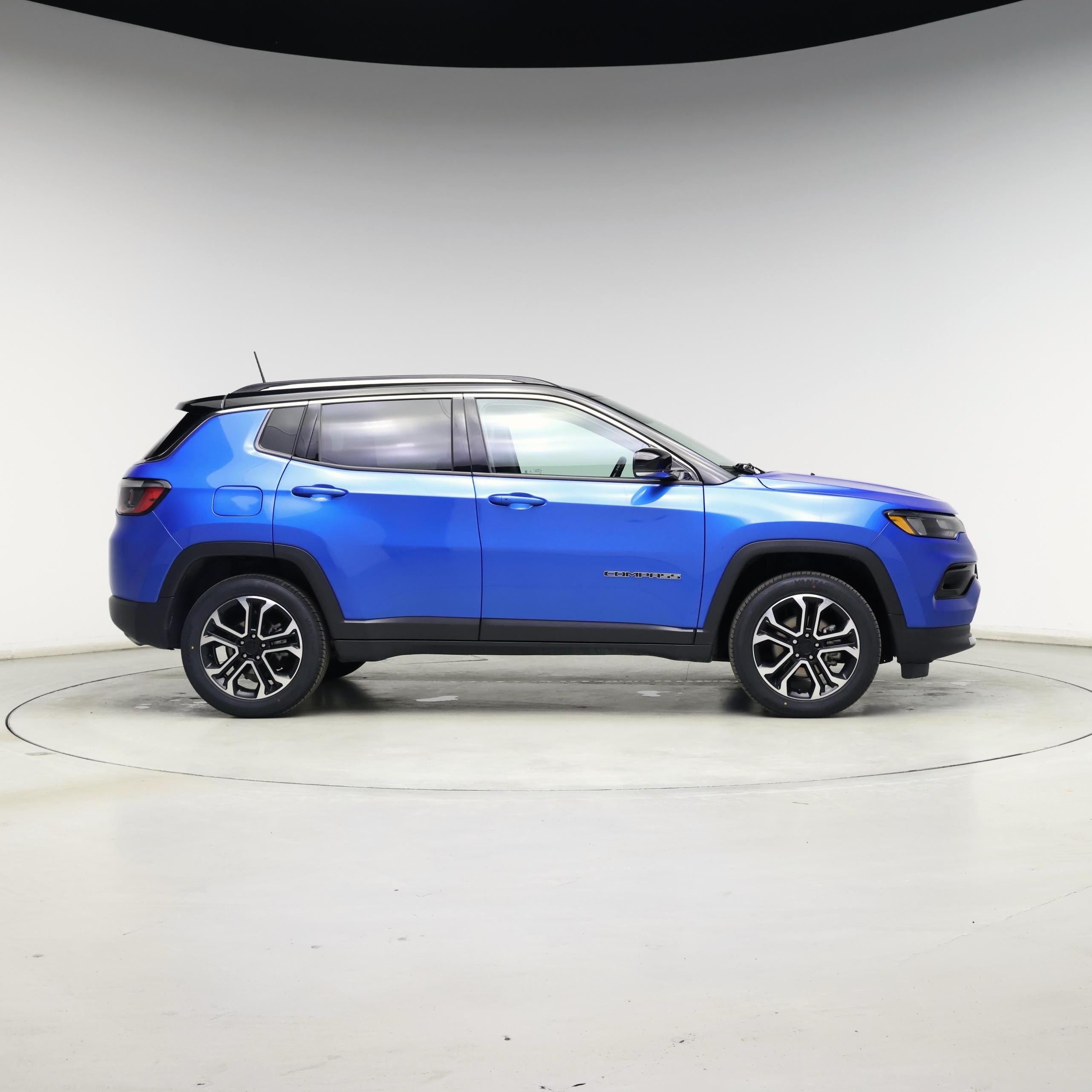 Thumbnail: 2022 Jeep Compass - 7