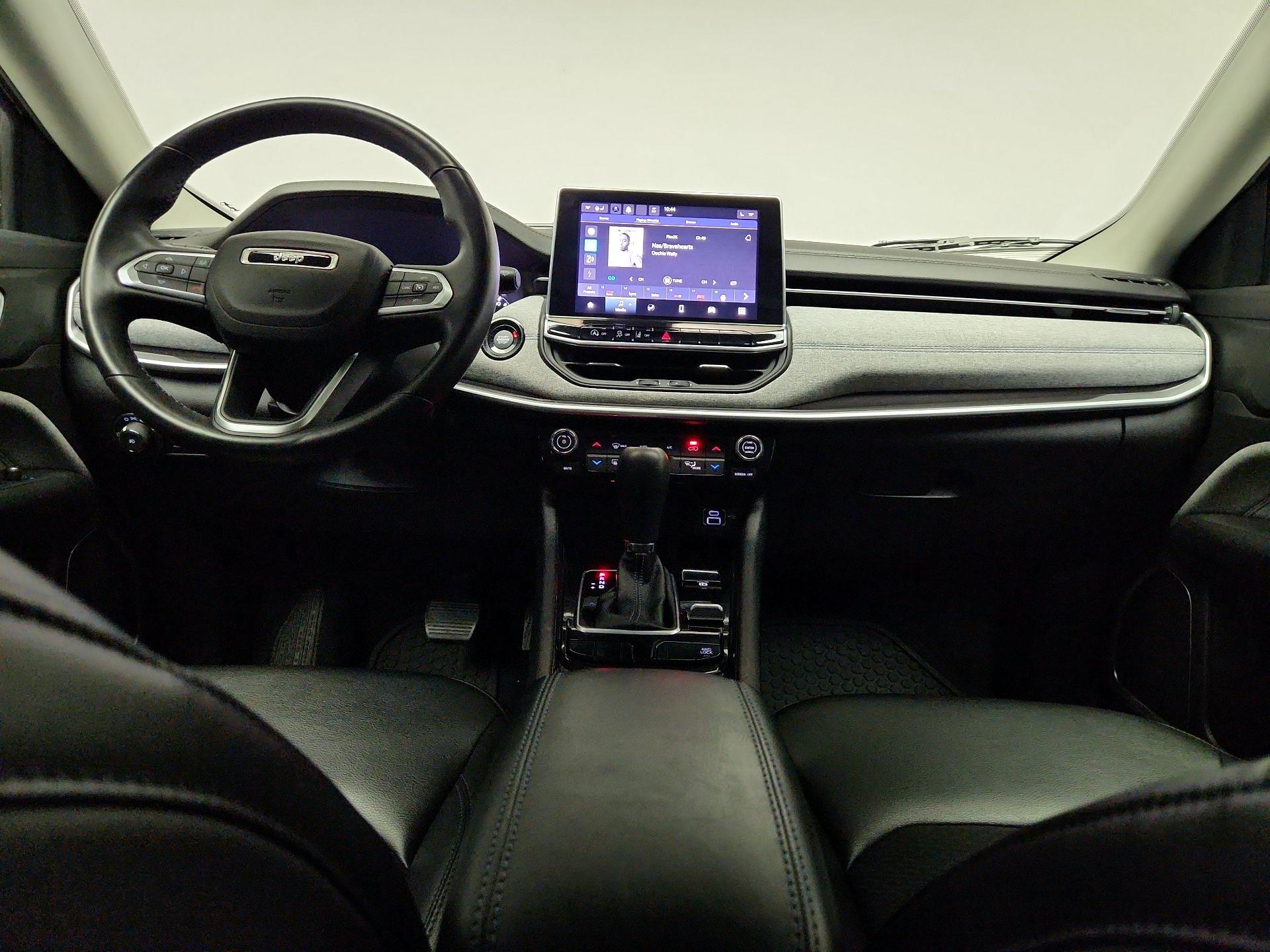 Thumbnail: 2022 Jeep Compass - 9