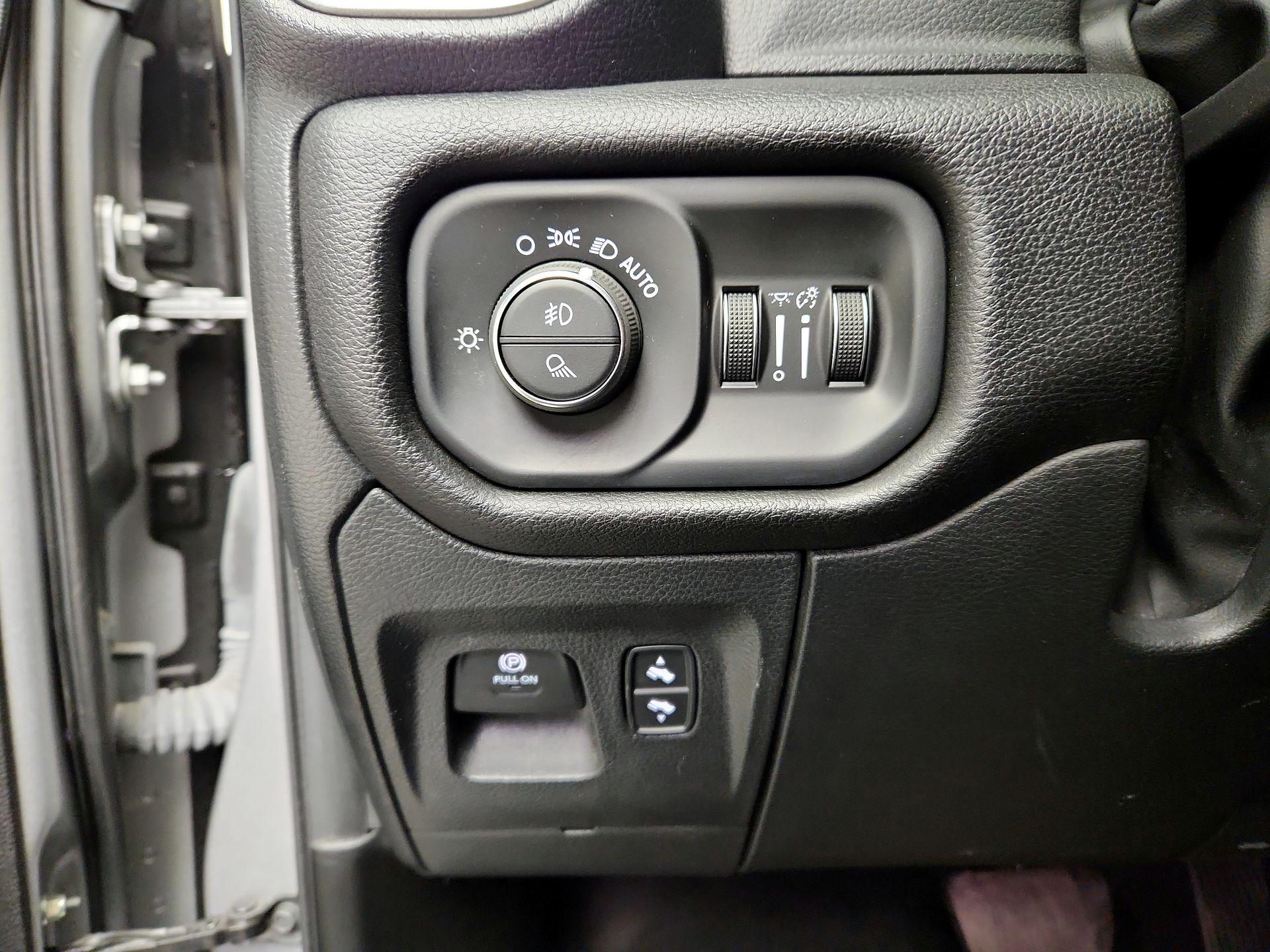 Thumbnail: 2023 RAM 1500 - 13