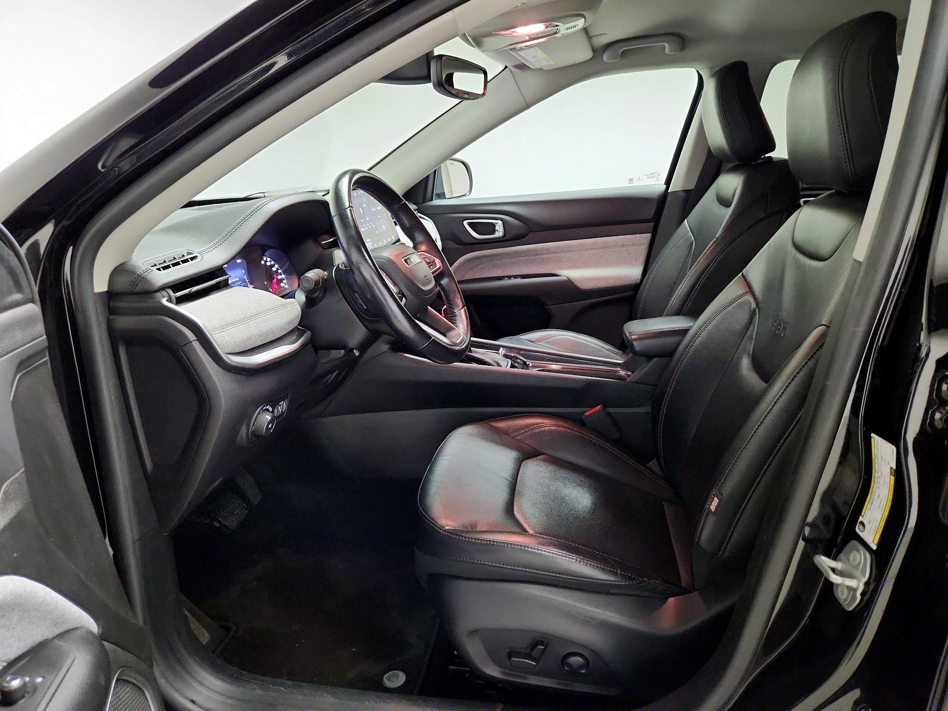 Thumbnail: 2022 Jeep Compass - 11