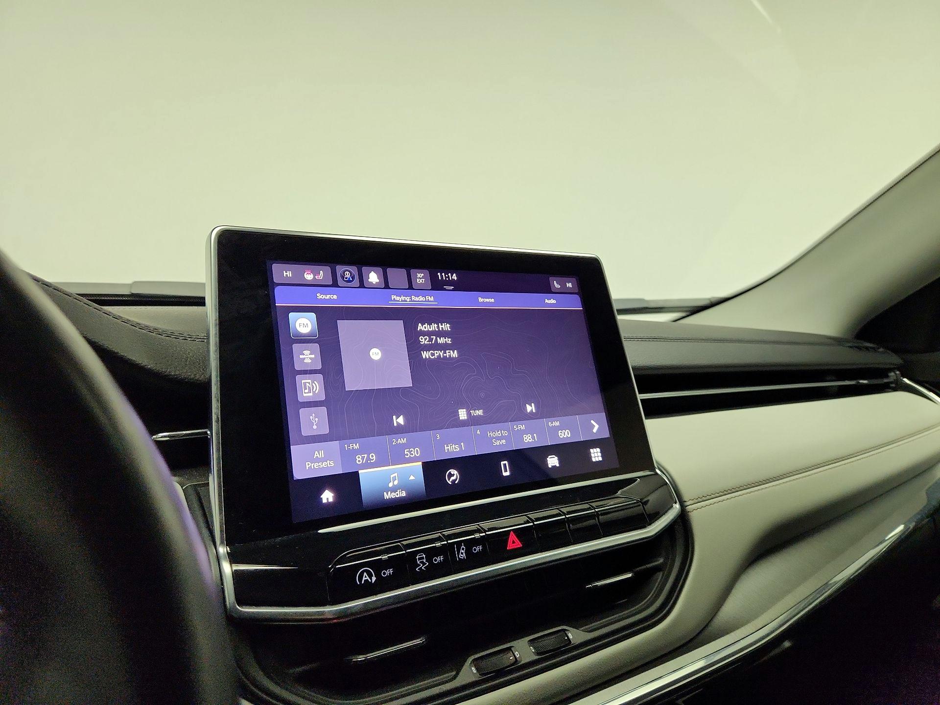 Thumbnail: 2022 Jeep Compass - 15