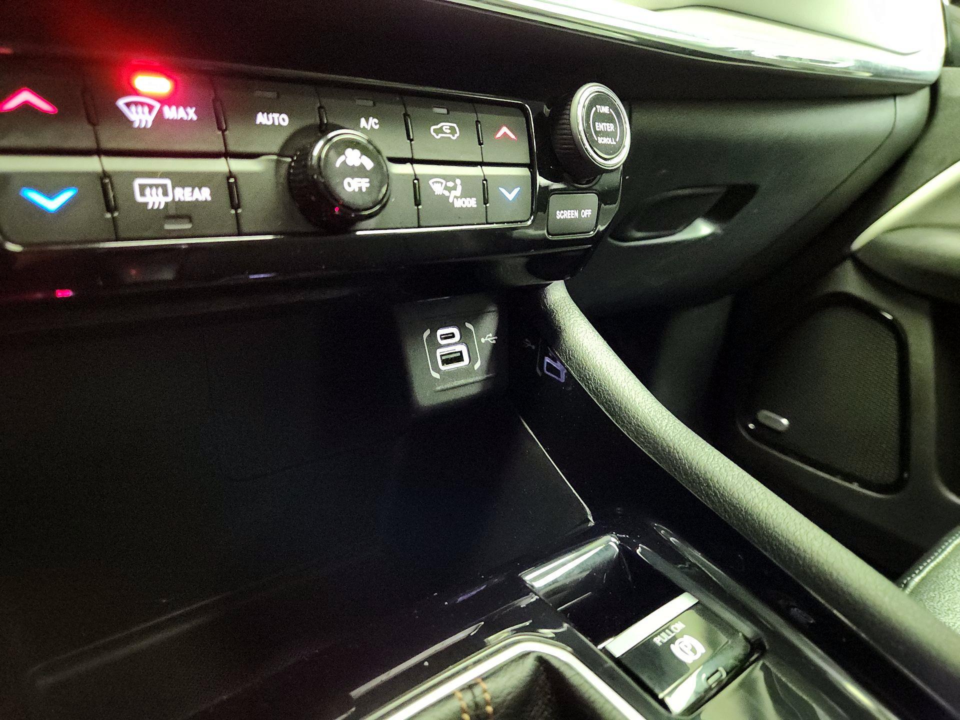 Thumbnail: 2022 Jeep Compass - 18