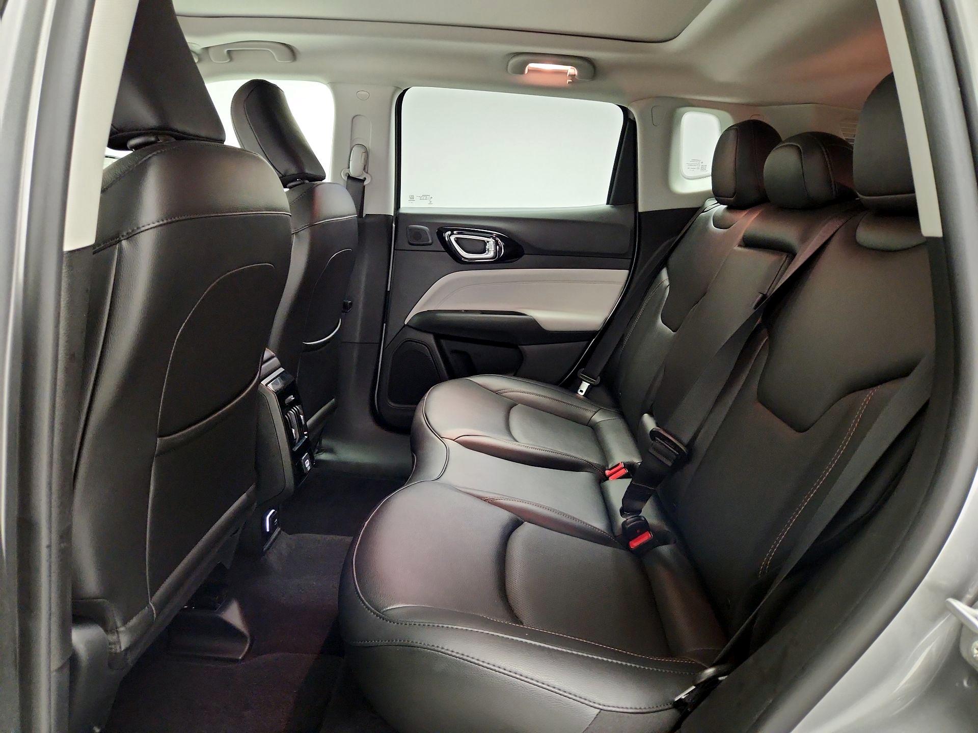 Thumbnail: 2022 Jeep Compass - 20