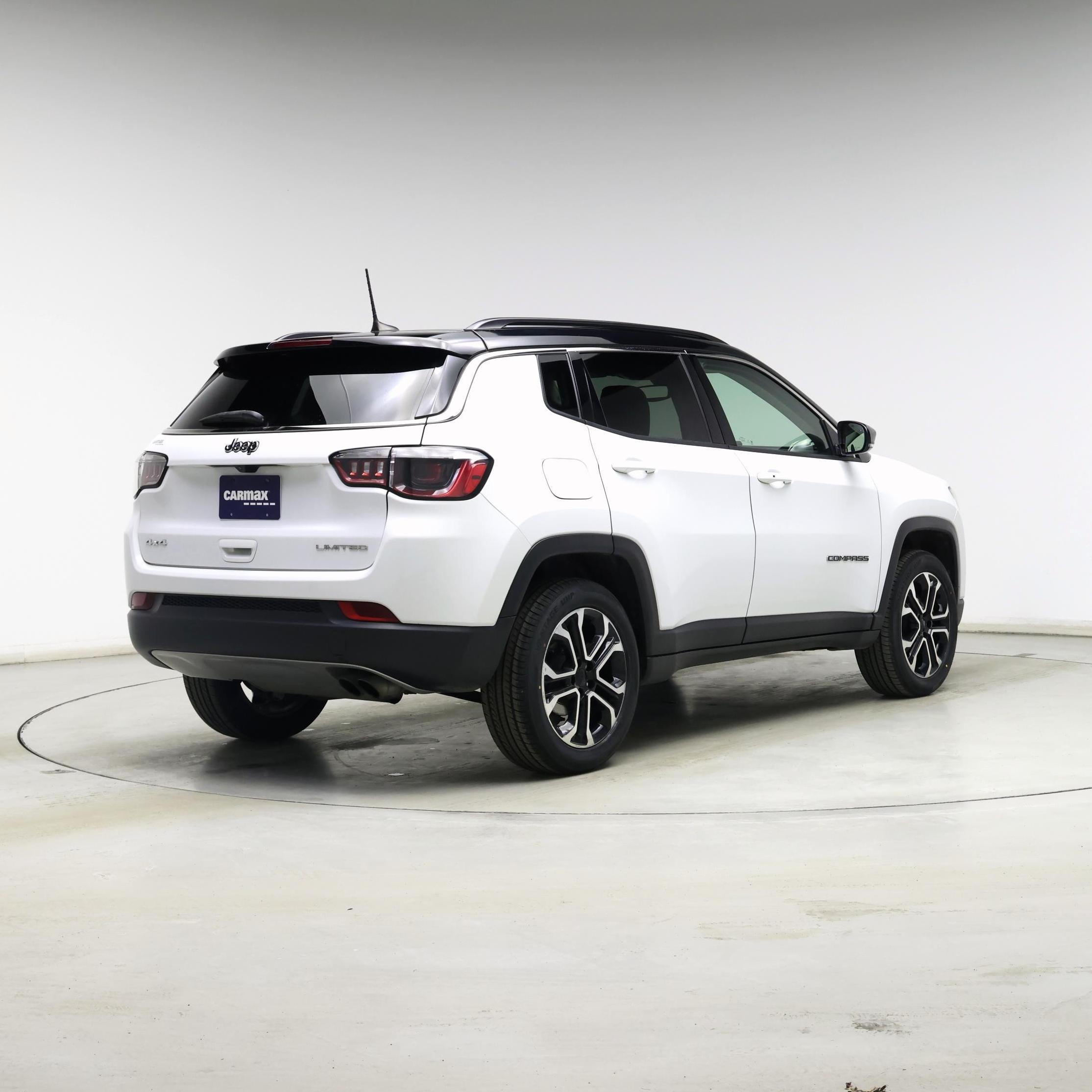 Thumbnail: 2022 Jeep Compass - 8