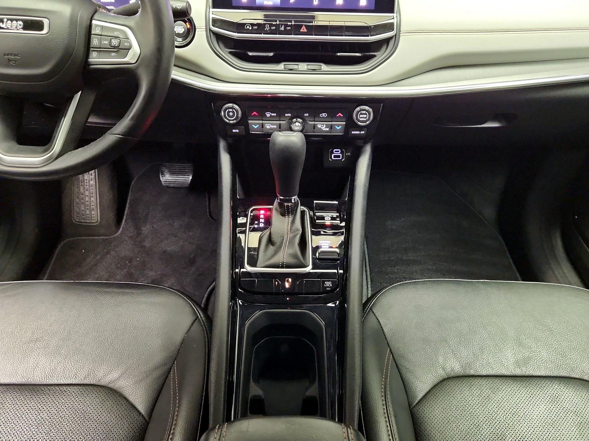 Thumbnail: 2022 Jeep Compass - 17