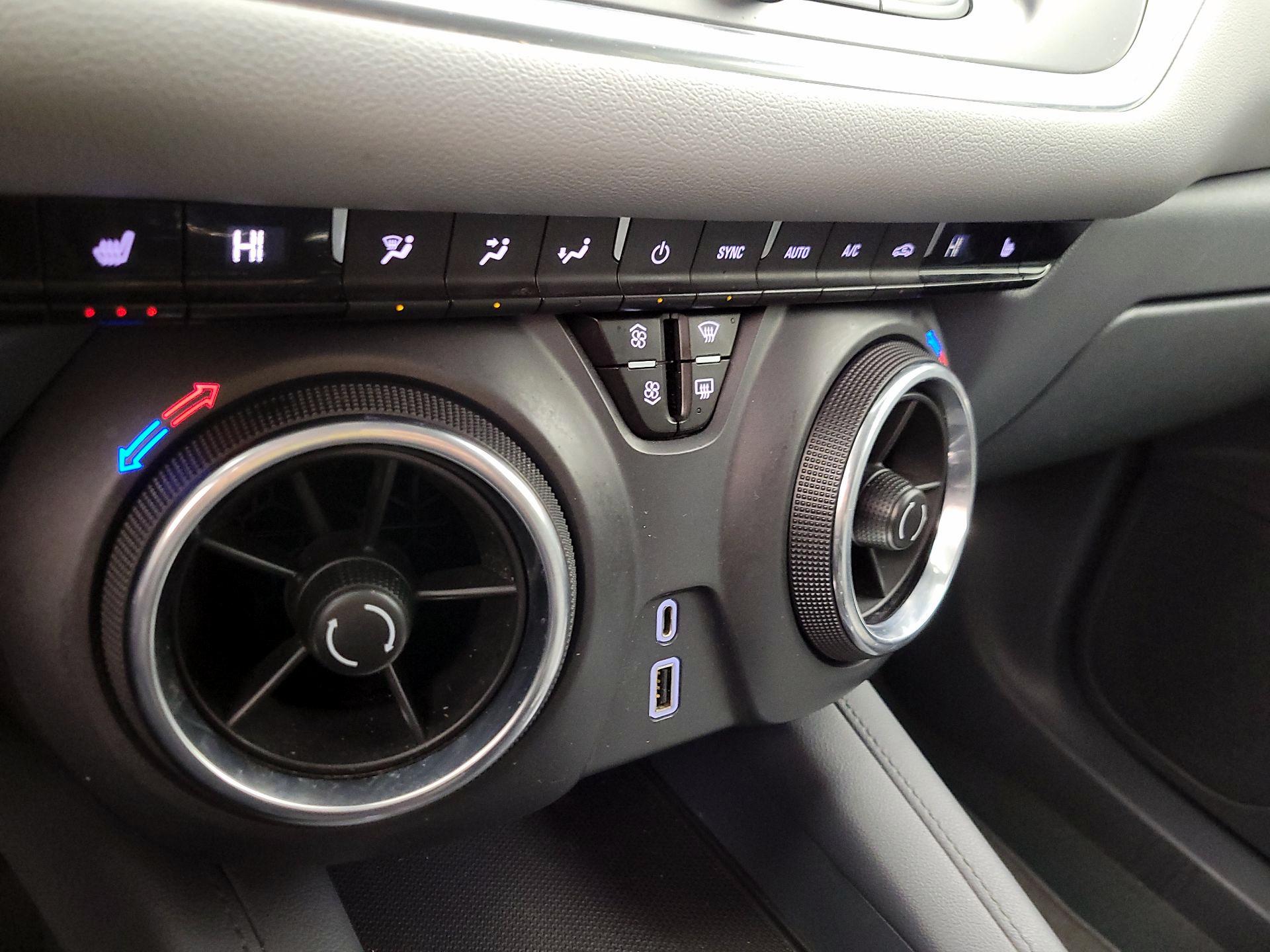 Thumbnail: 2021 Chevrolet Blazer - 16