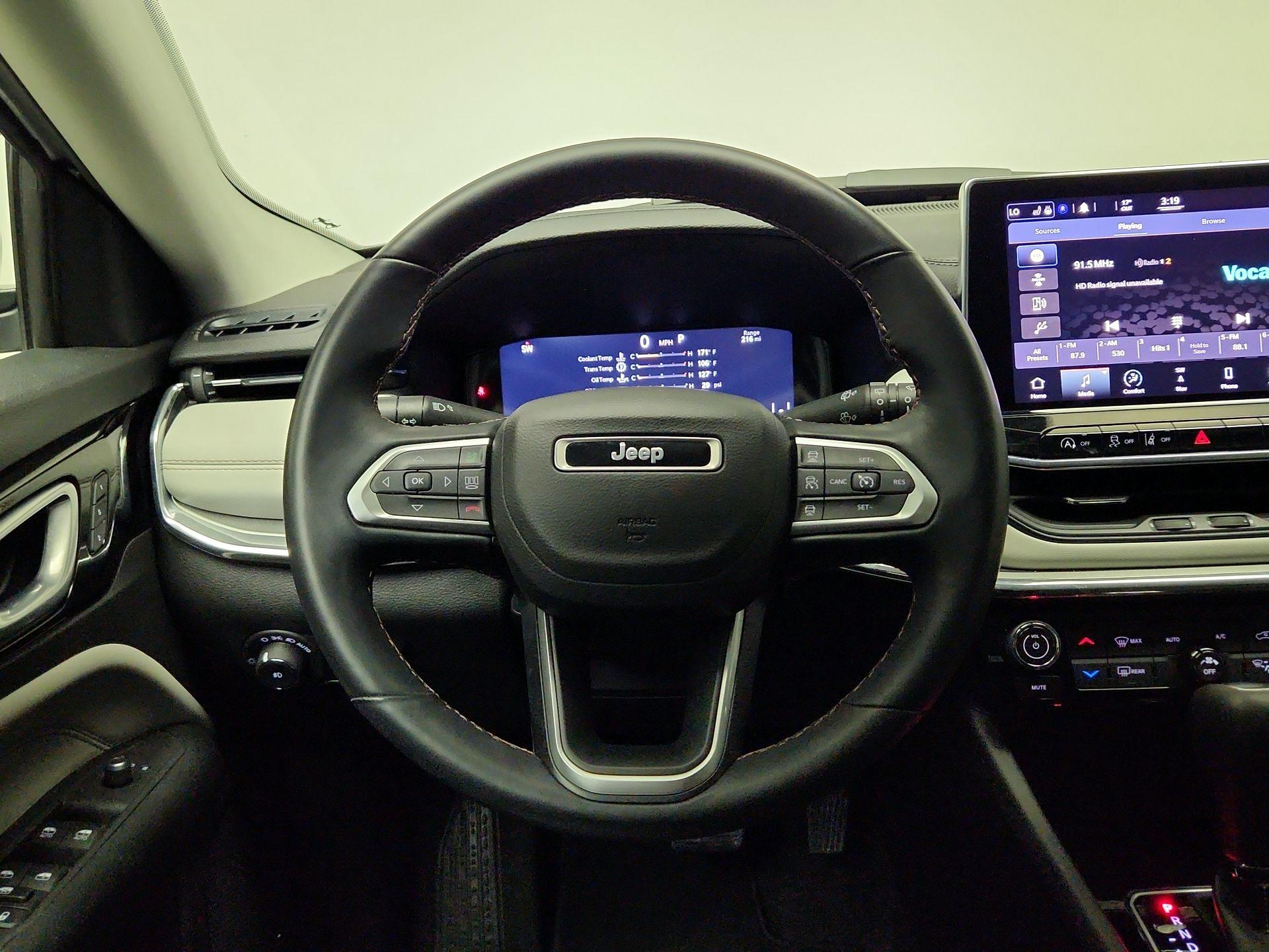 Thumbnail: 2022 Jeep Compass - 10