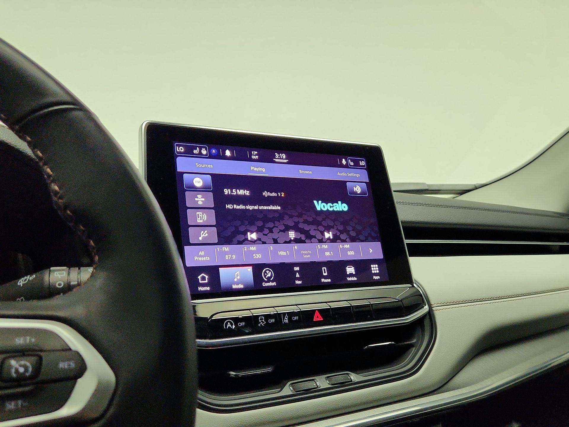 Thumbnail: 2022 Jeep Compass - 16