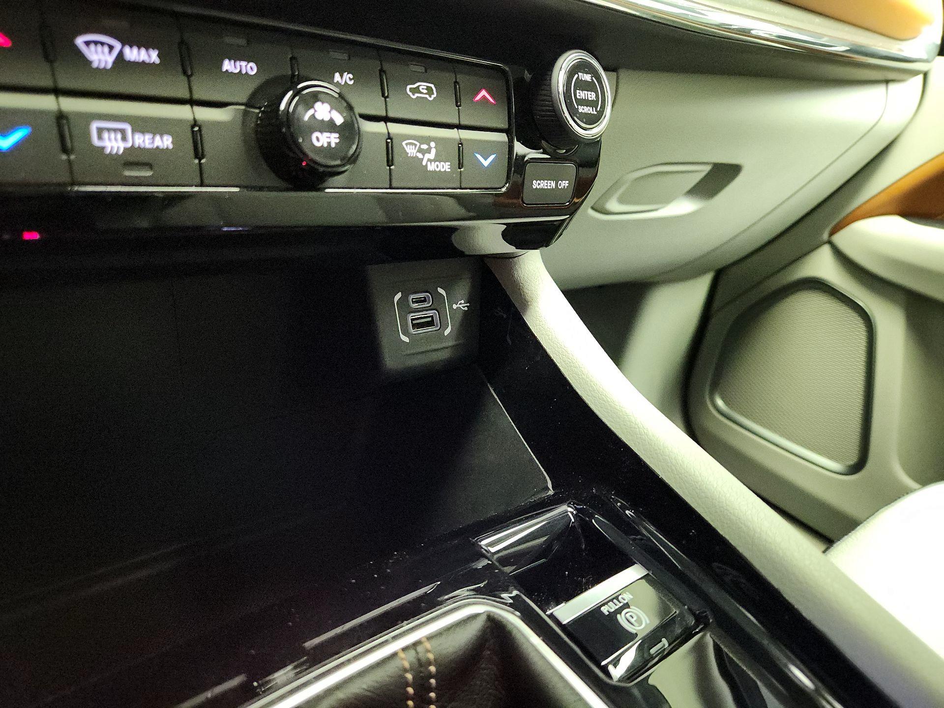 Thumbnail: 2022 Jeep Compass - 18