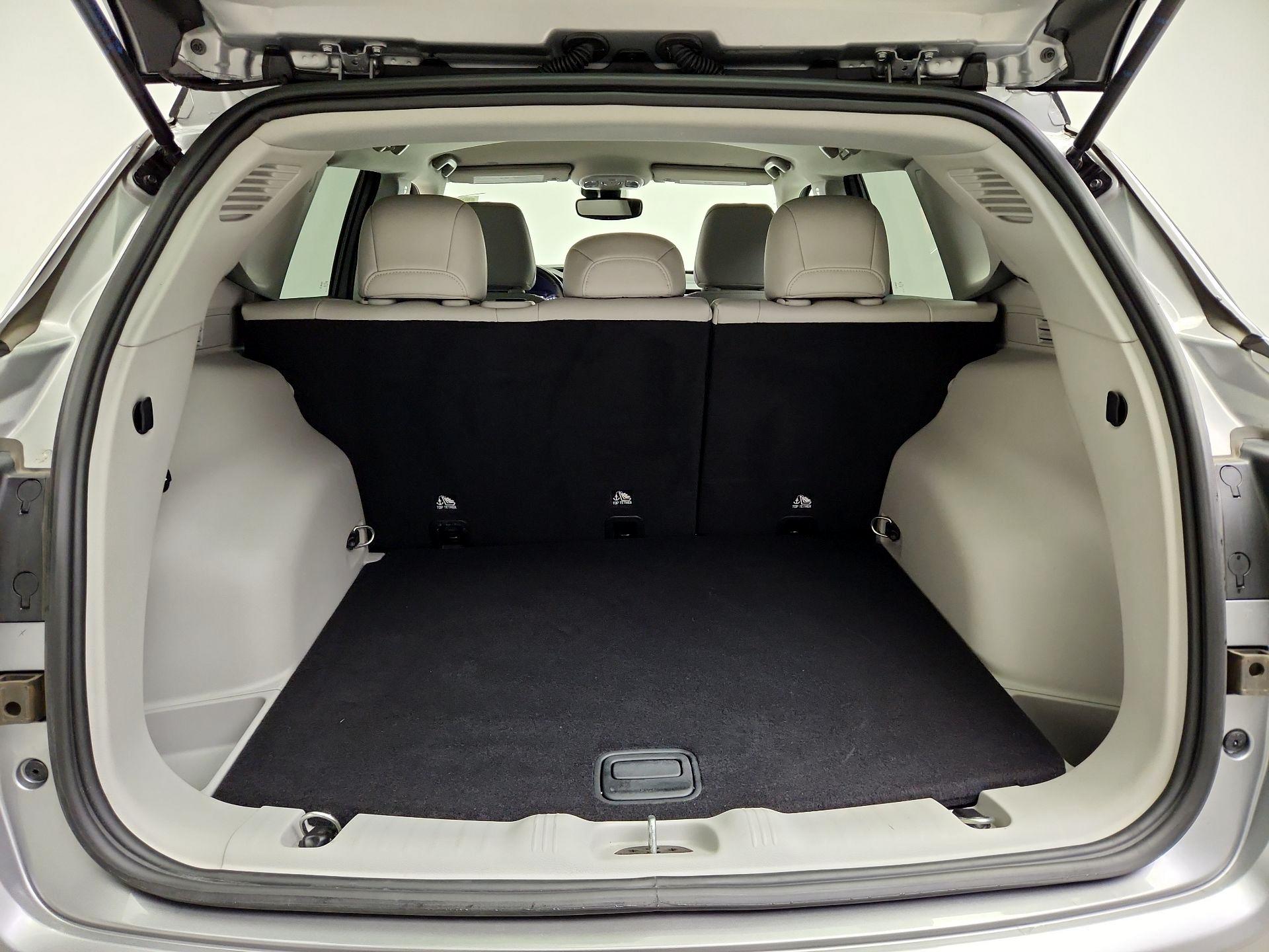 Thumbnail: 2022 Jeep Compass - 20