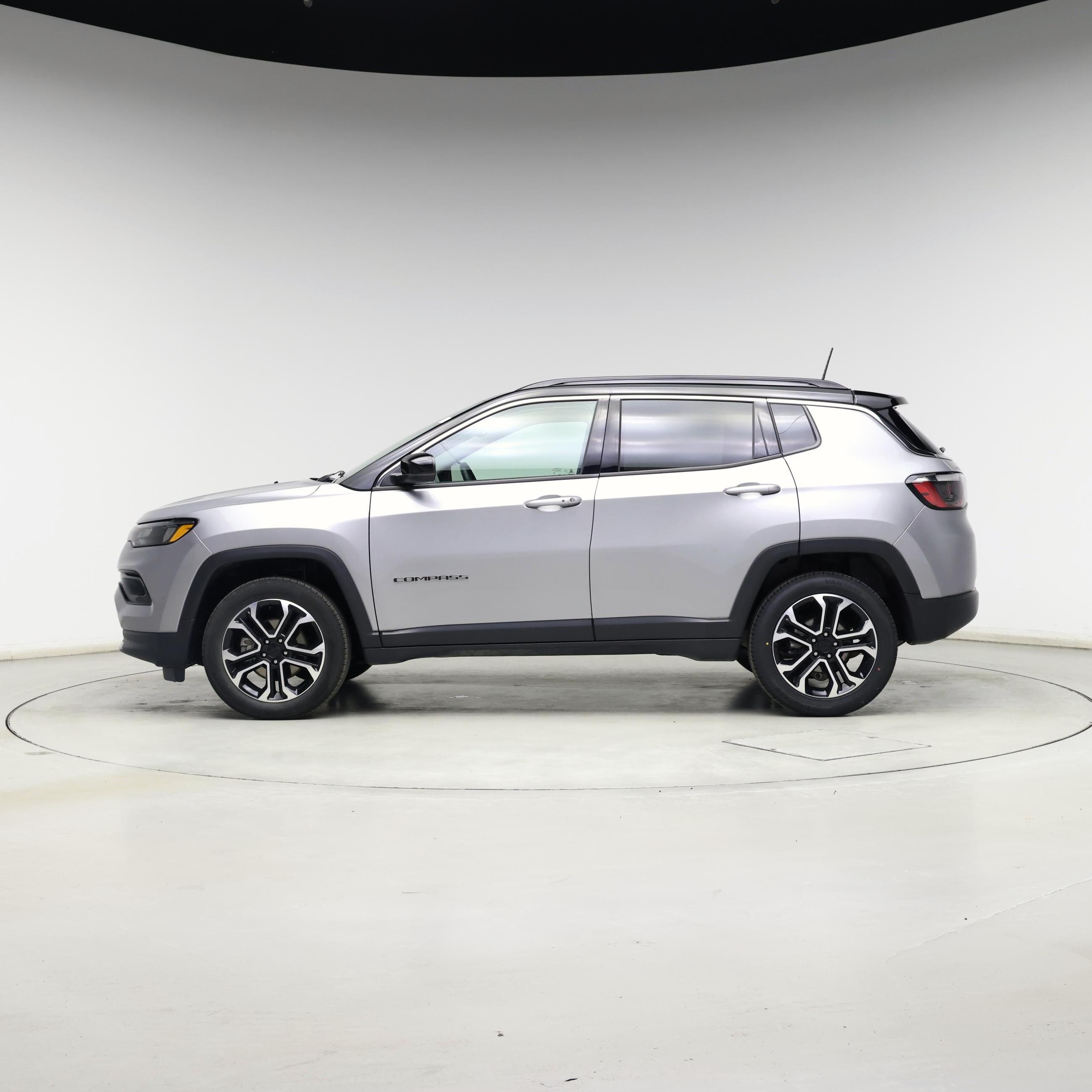 Thumbnail: 2022 Jeep Compass - 3