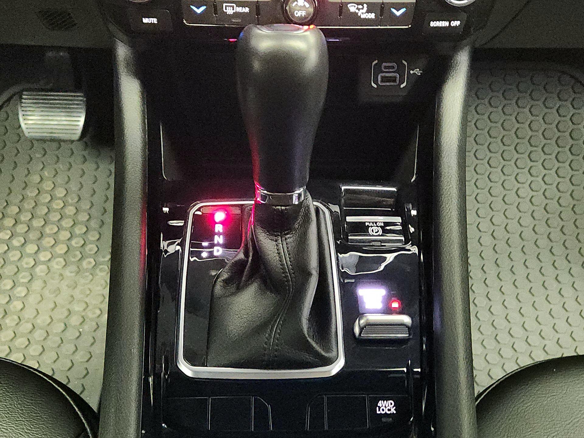 Thumbnail: 2022 Jeep Compass - 17