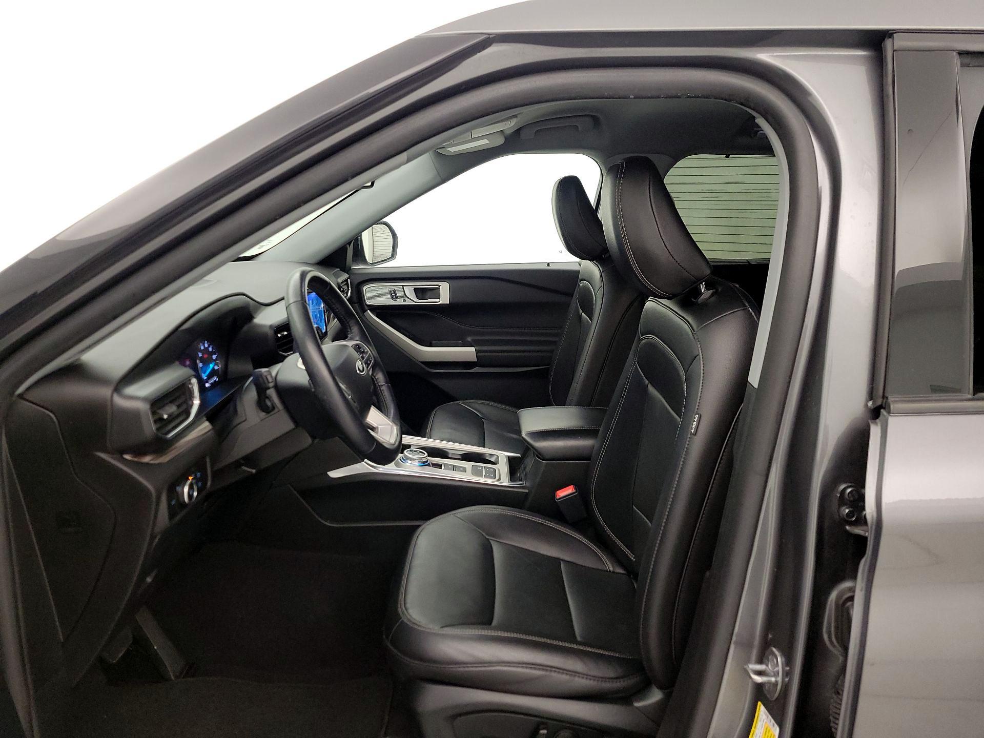 Thumbnail: 2023 Ford Explorer - 11