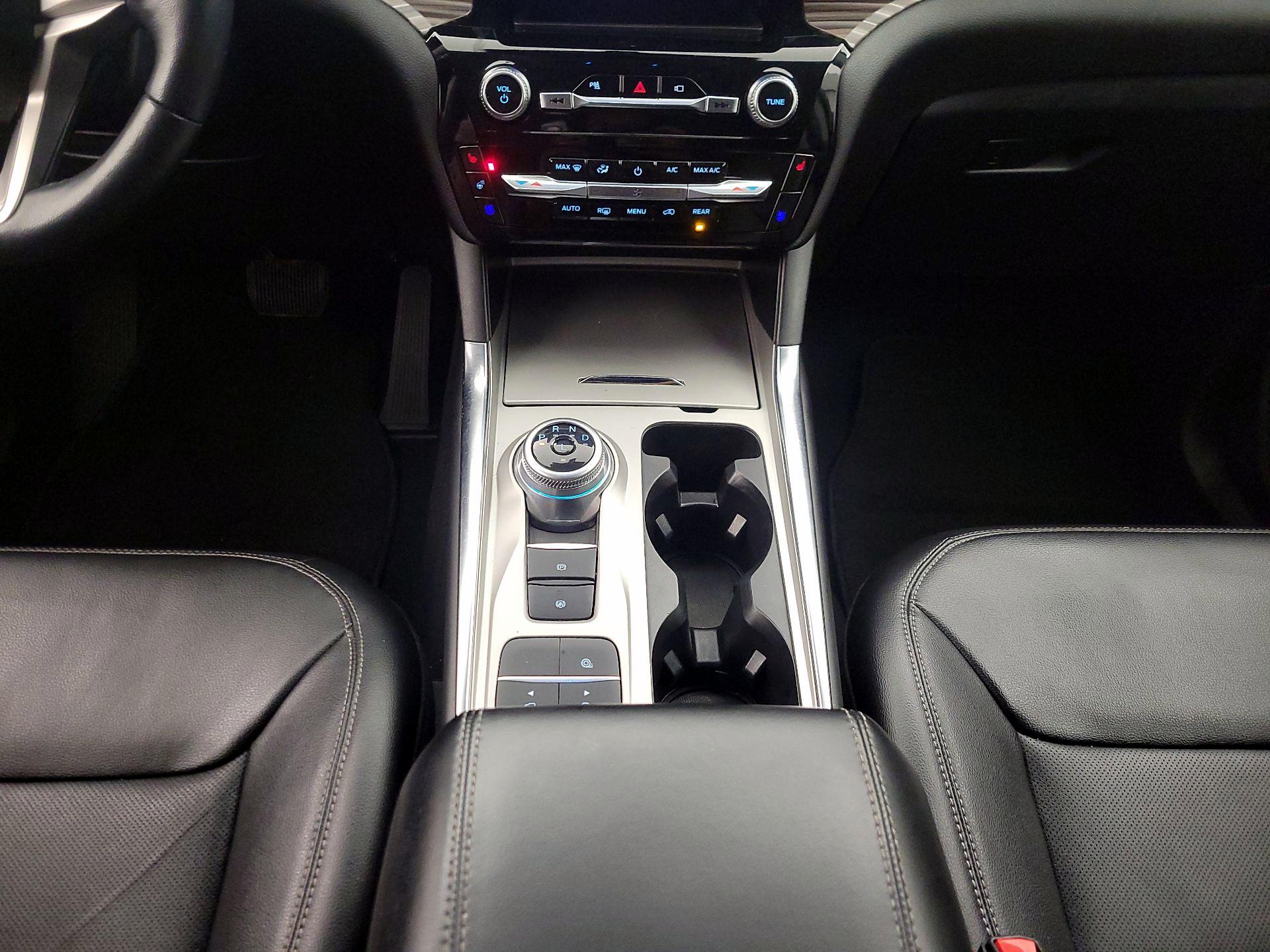 Thumbnail: 2023 Ford Explorer - 18