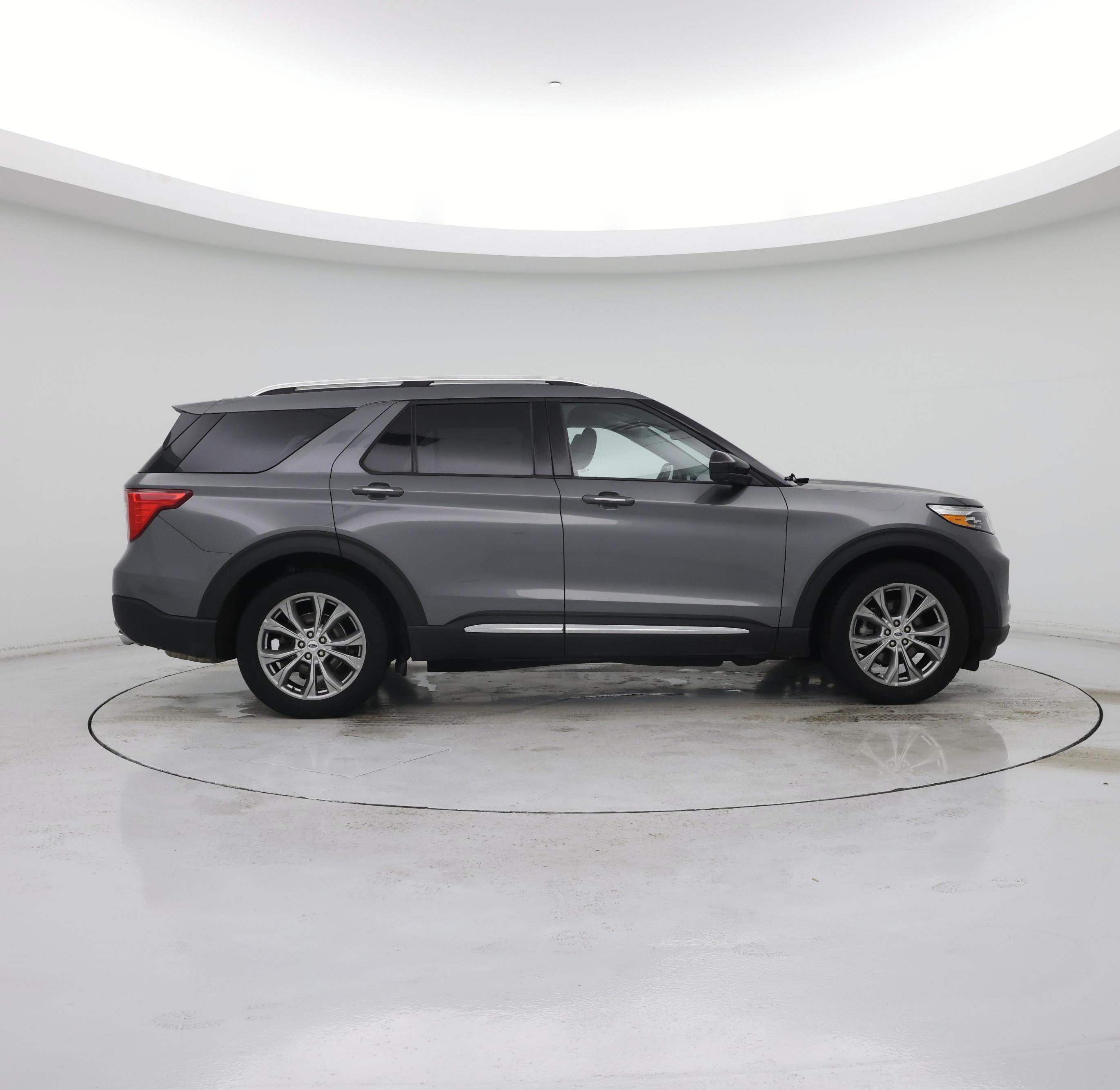 Thumbnail: 2023 Ford Explorer - 7