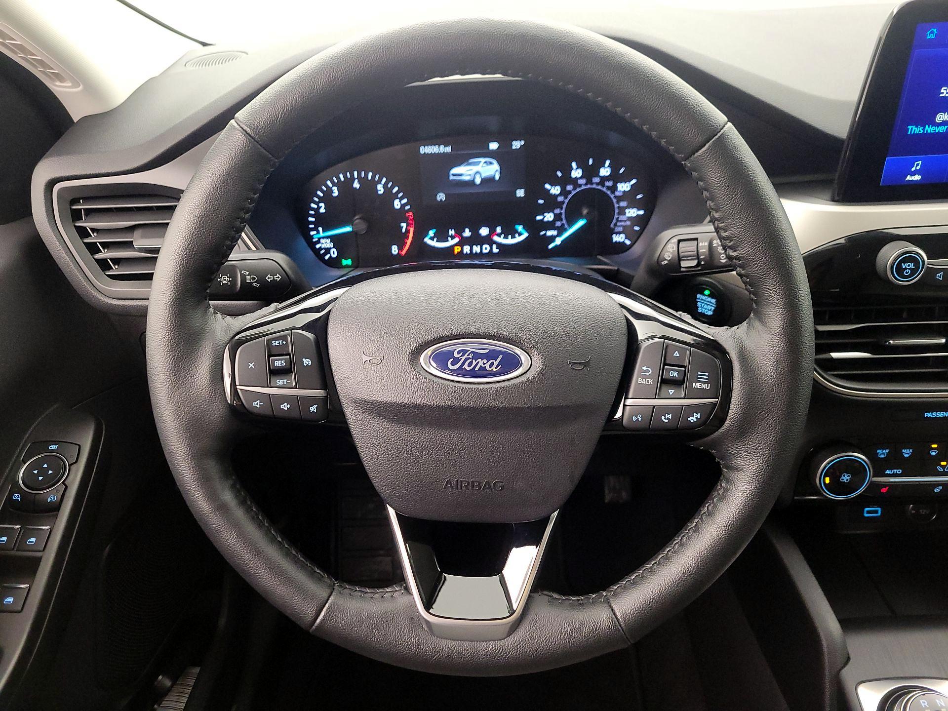 Thumbnail: 2021 Ford Escape - 10