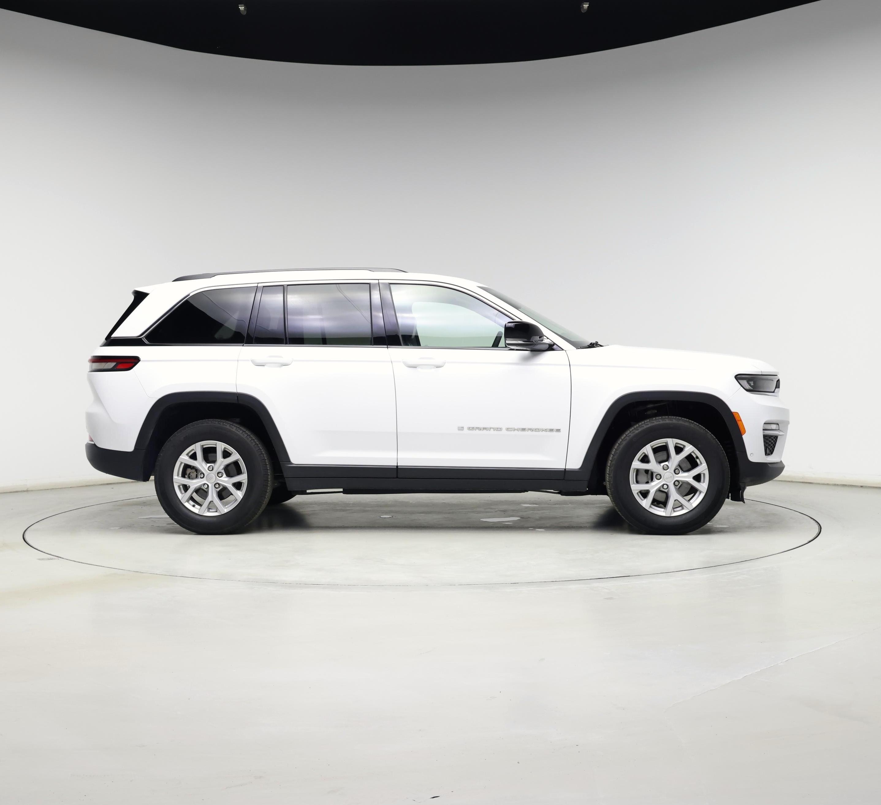 Thumbnail: 2023 Jeep Grand Cherokee - 7