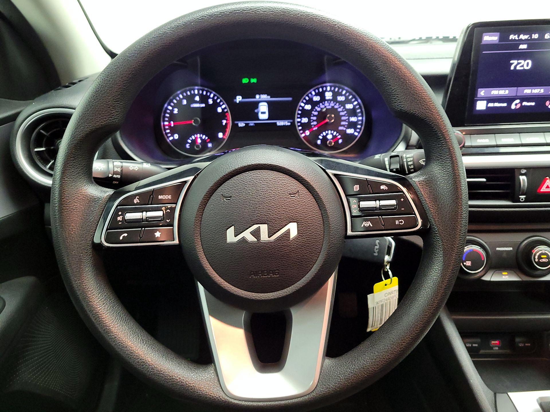 Thumbnail: 2023 Kia Forte - 10