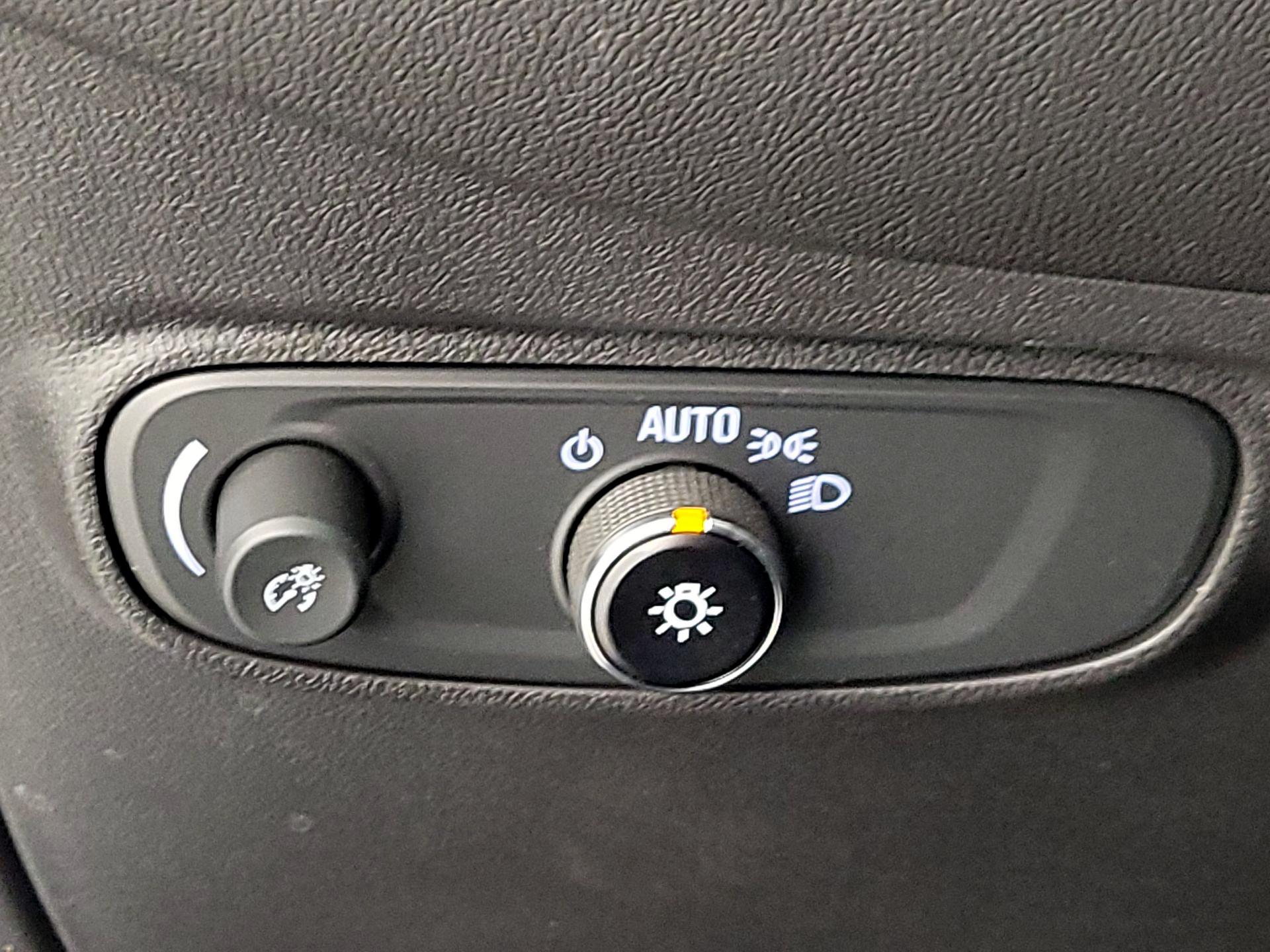 Thumbnail: 2024 Chevrolet Equinox - 13