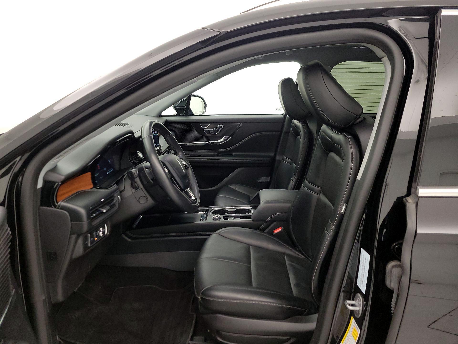 Thumbnail: 2022 Lincoln Corsair - 11