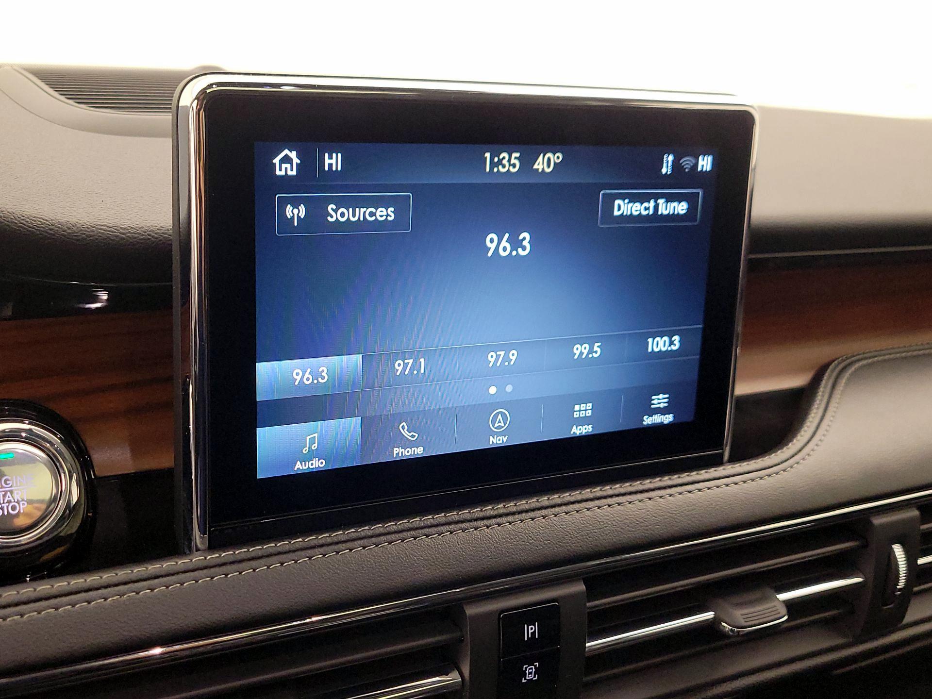 Thumbnail: 2022 Lincoln Corsair - 16